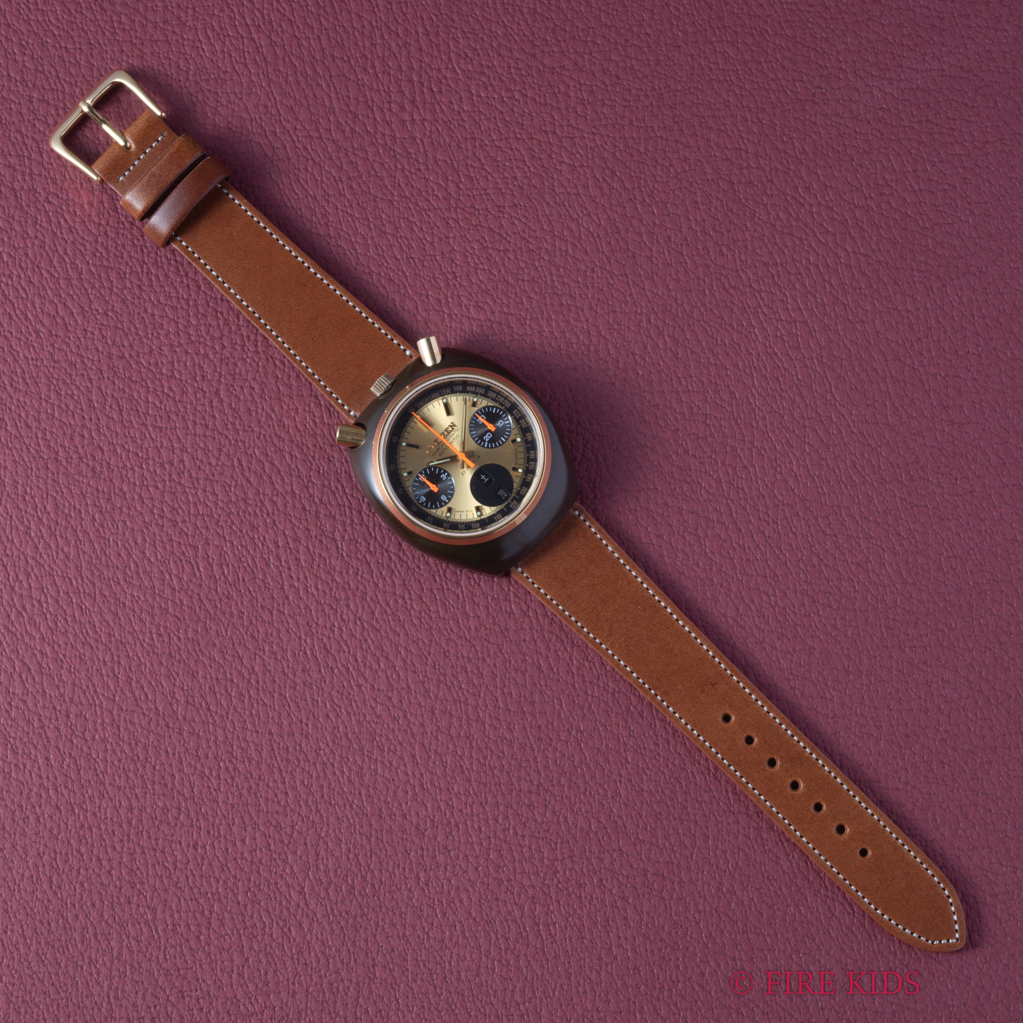 シチズン ツノクロノ チャレンジタイマー 1975年製 ブラットピット 自動巻きクロノグラフ ブラッキーケース