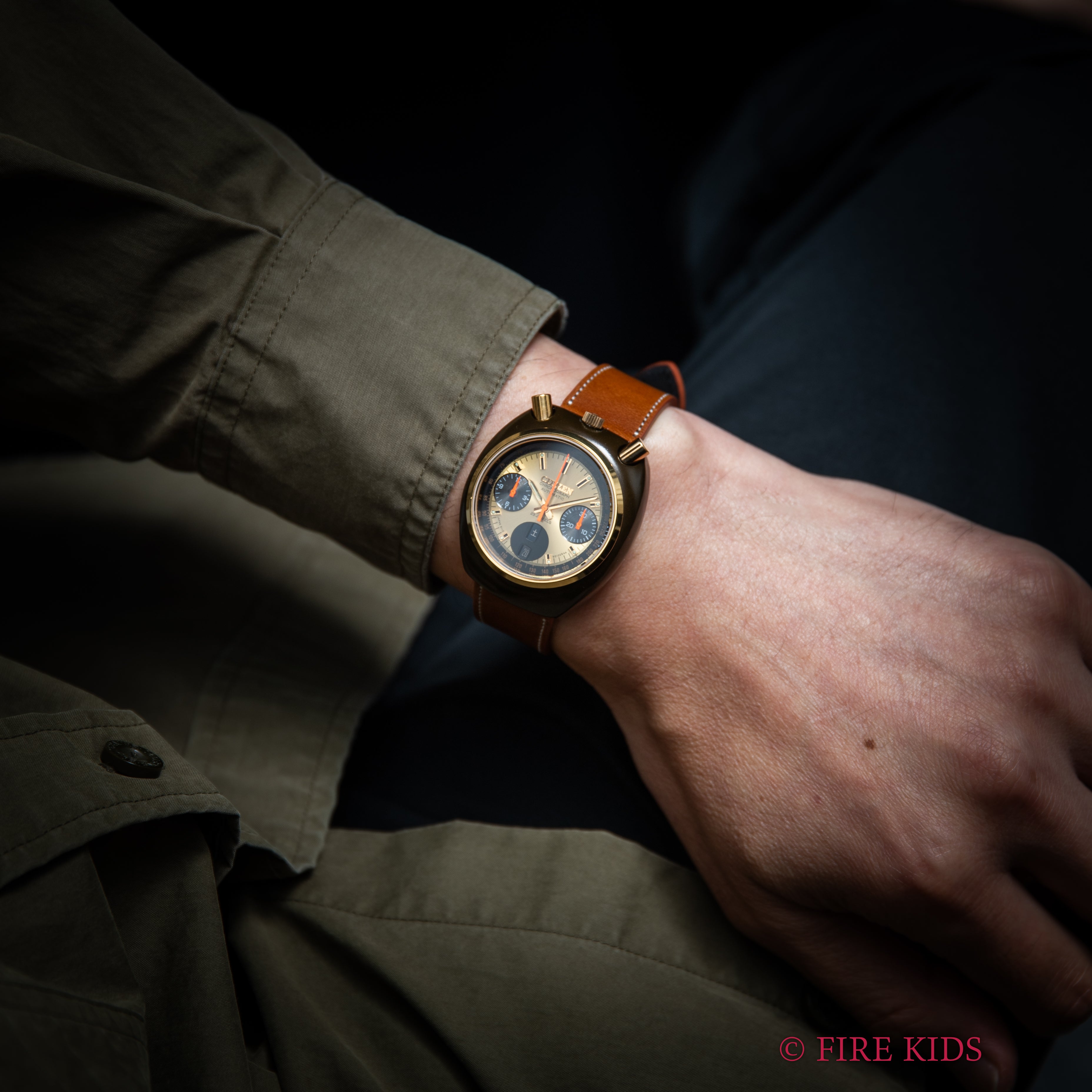 シチズン ツノクロノ チャレンジタイマー 1975年製 ブラットピット 自動巻きクロノグラフ ブラッキーケース