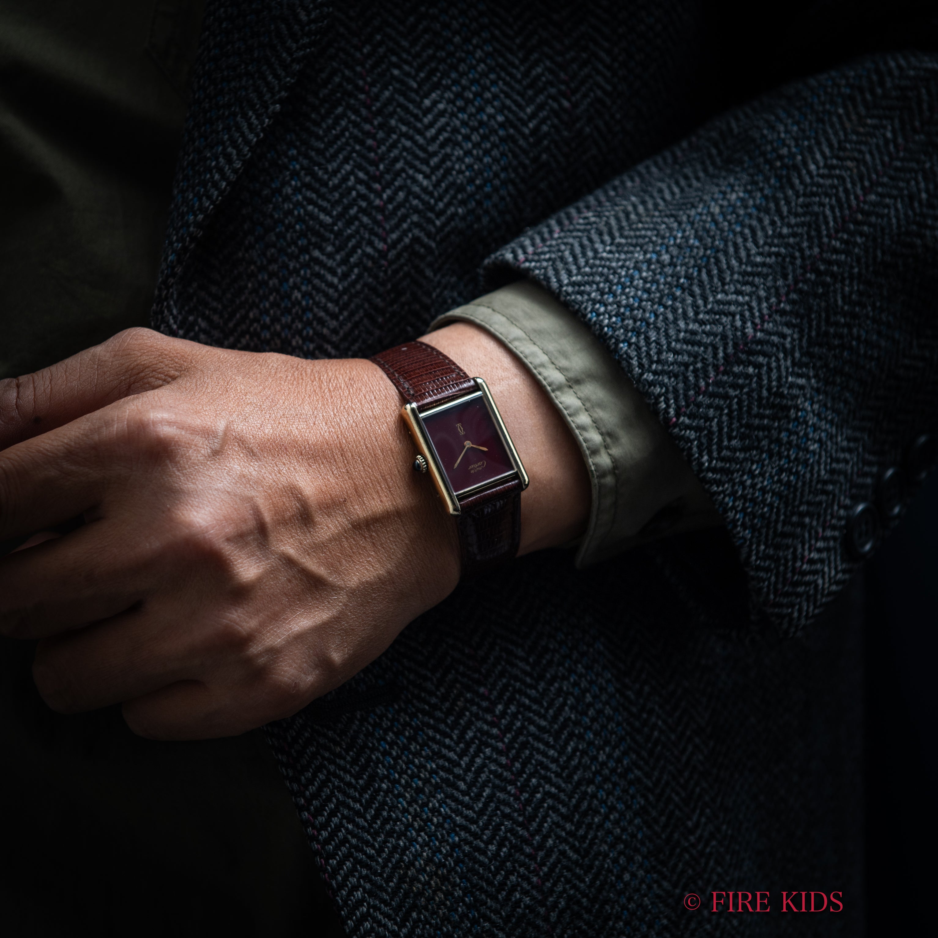 カルティエ マストタンク 1980年代製 LMサイズ 手巻き ガーネットダイヤル