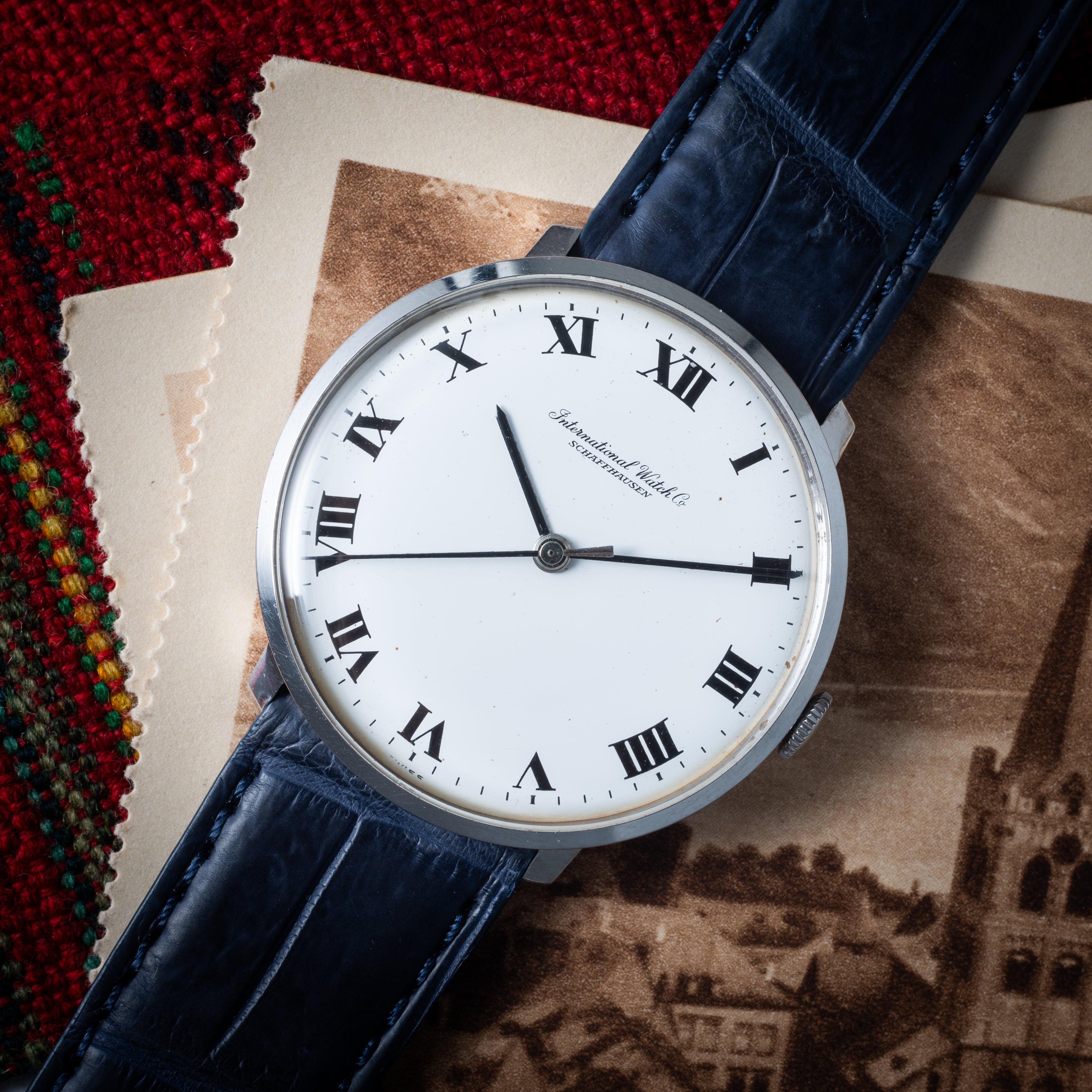 IWC ラウンドケース 1969年製 手巻き Cal.402 ホワイトローマン