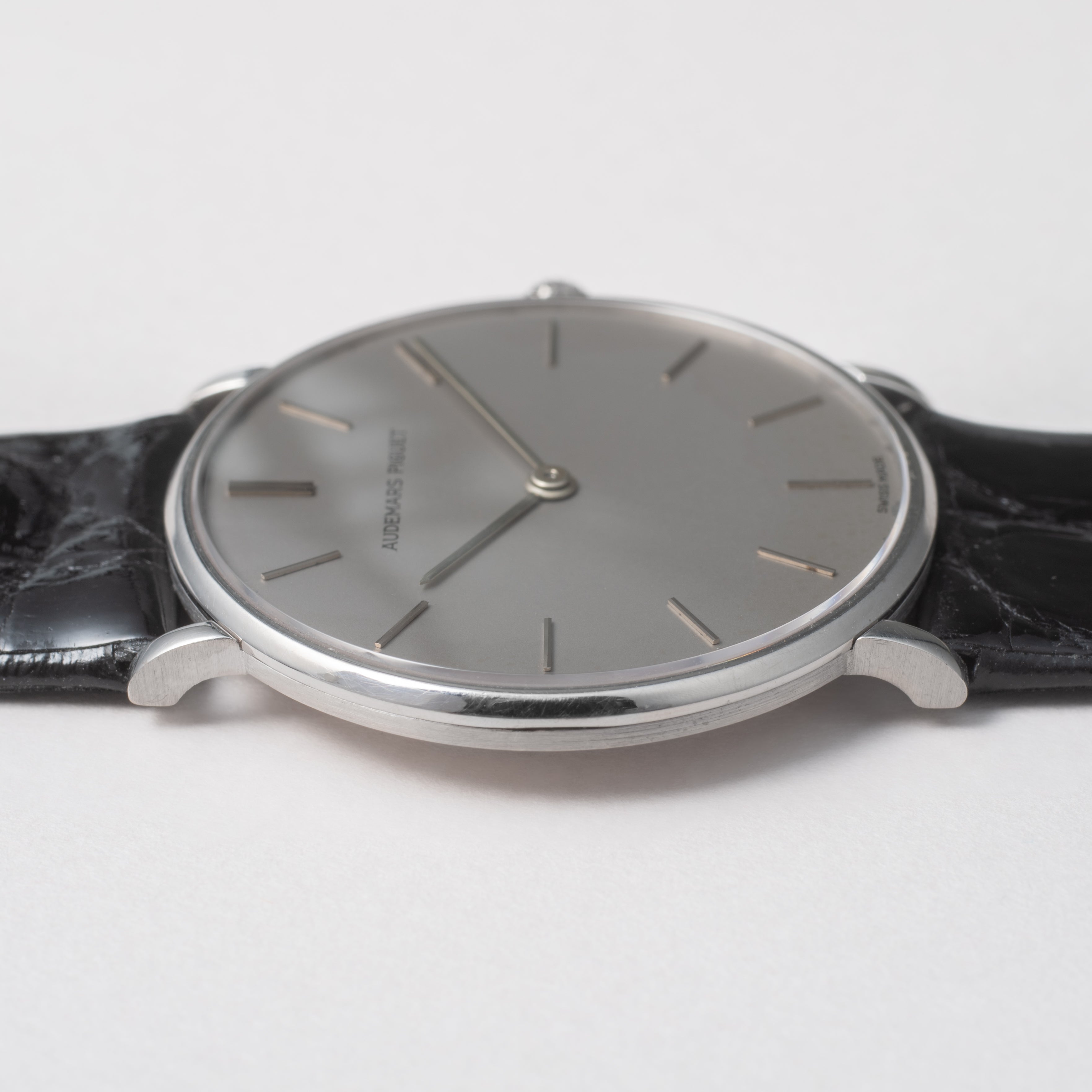 オーデマ・ピゲ クラシック 1987年~1994年製 18金無垢ホワイトゴールド 手巻き