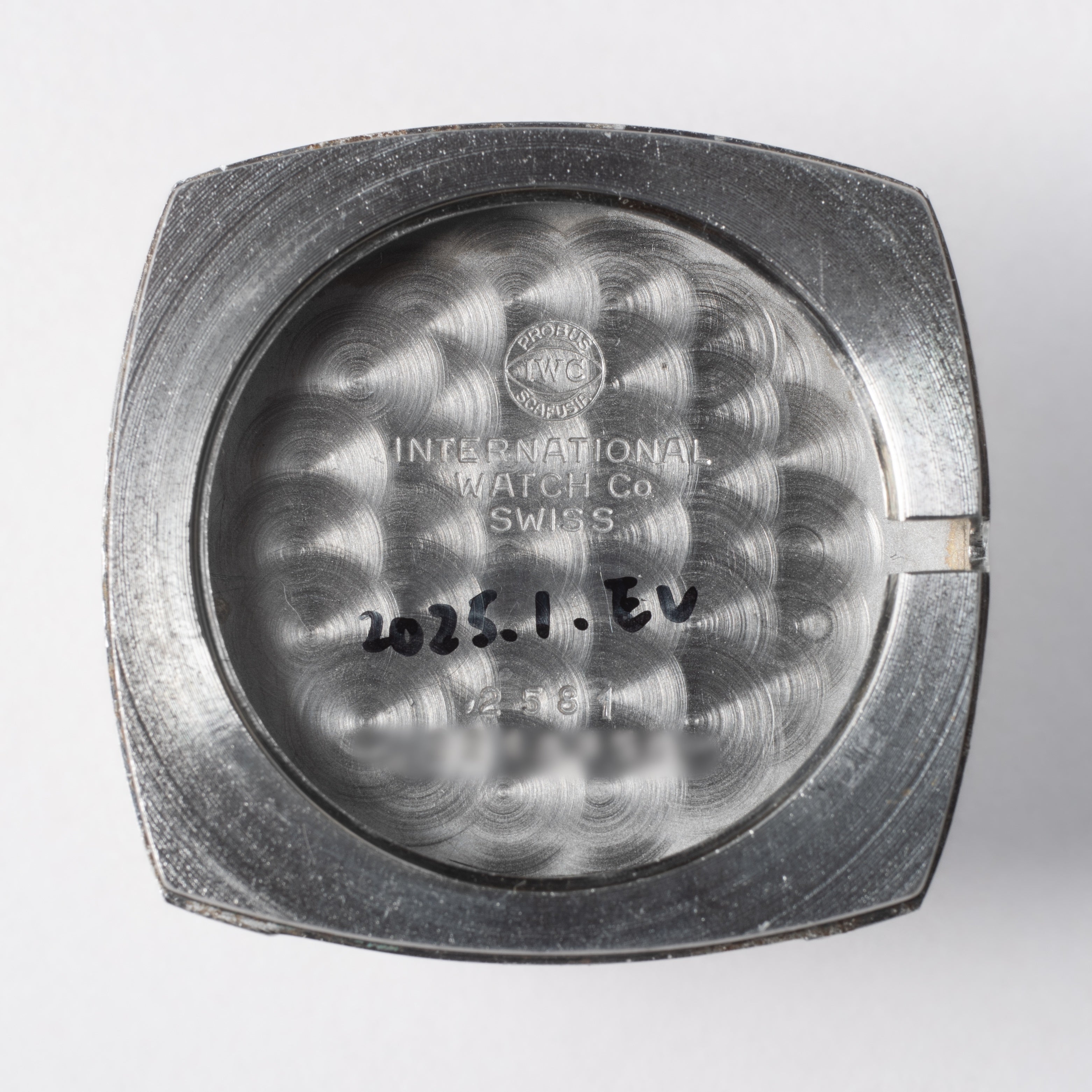 IWC テレビスクリーン 1974年製 Cal.423 手巻き ローマンリネンダイヤル 純正尾錠付き