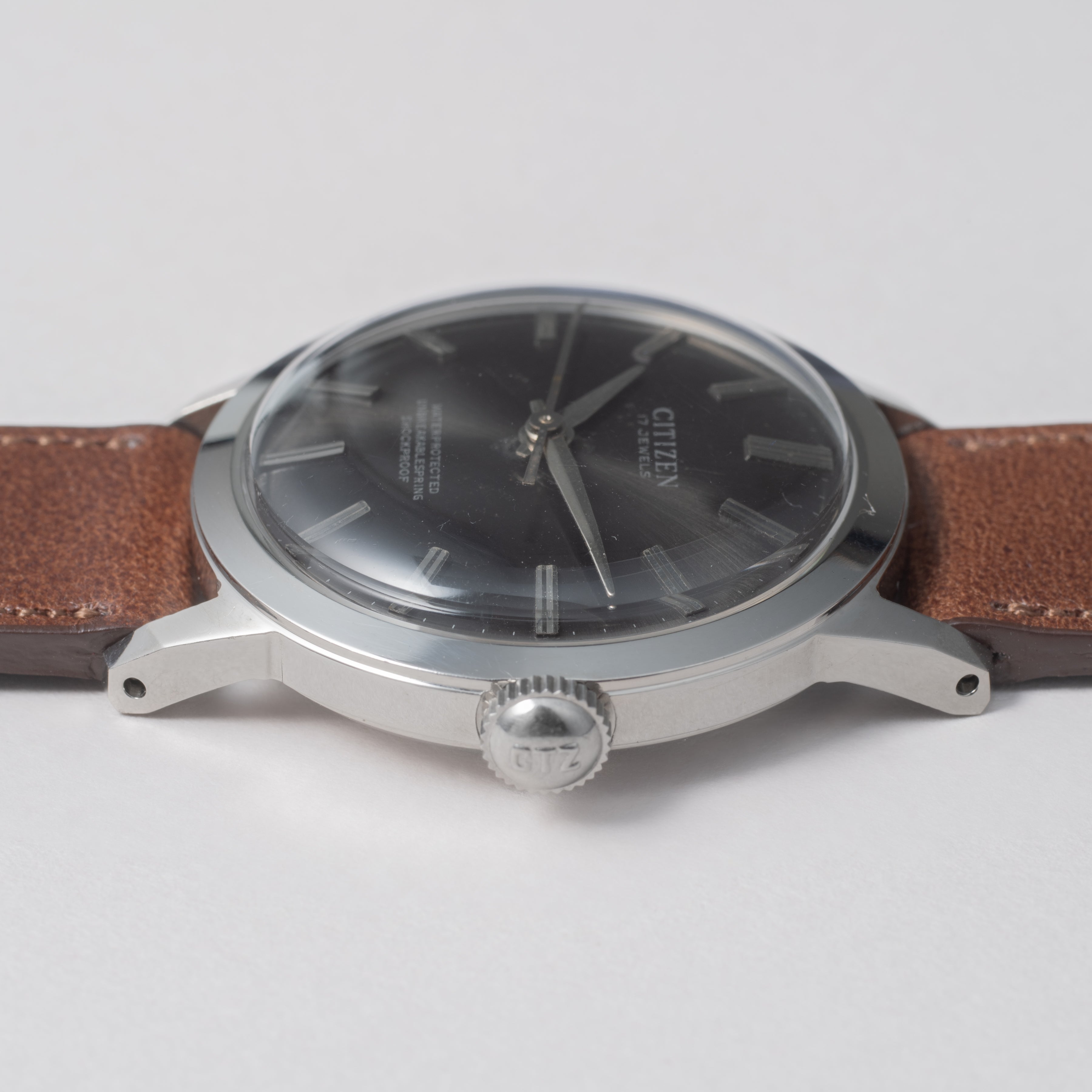 シチズン 輸出モデル 防水ラウンドケース 1969年製 Ref.4-020189TA グレーダイヤル 手巻き