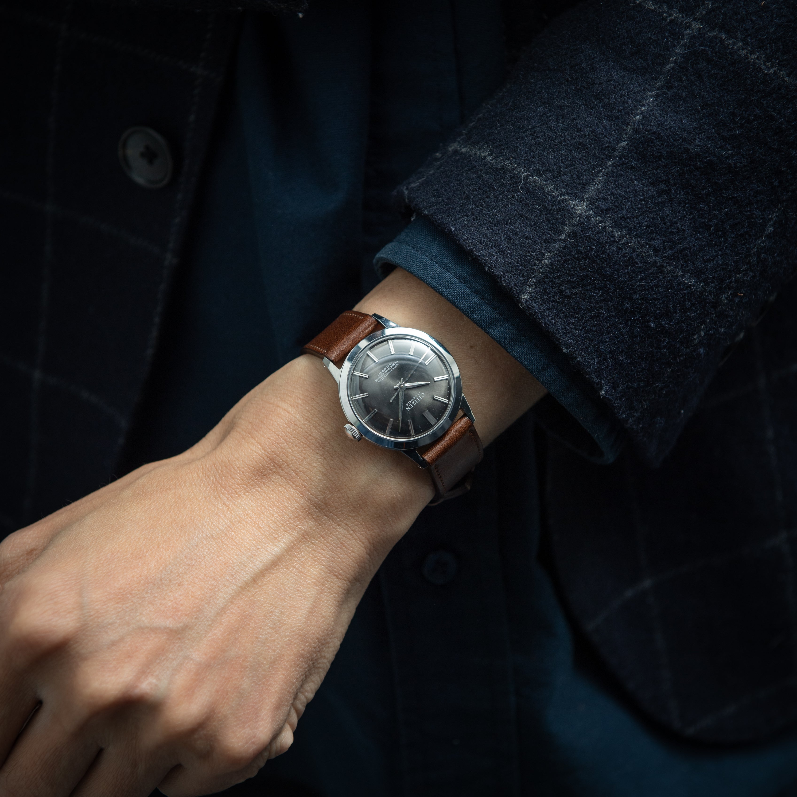 シチズン 輸出モデル 防水ラウンドケース 1969年製 Ref.4-020189TA グレーダイヤル 手巻き