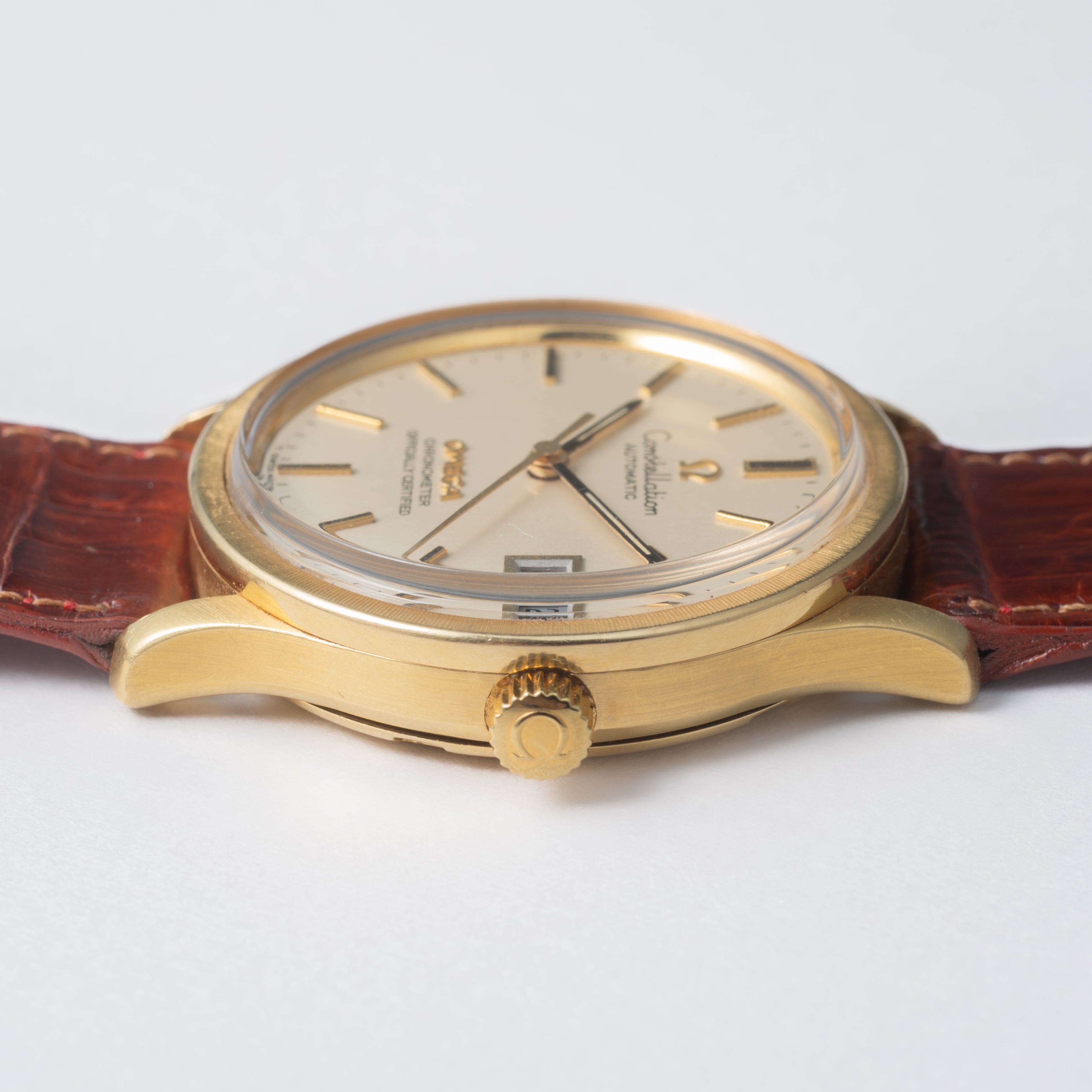 オメガ 18金無垢コンステレーション カラトラバケース 1969年製 Ref.166052