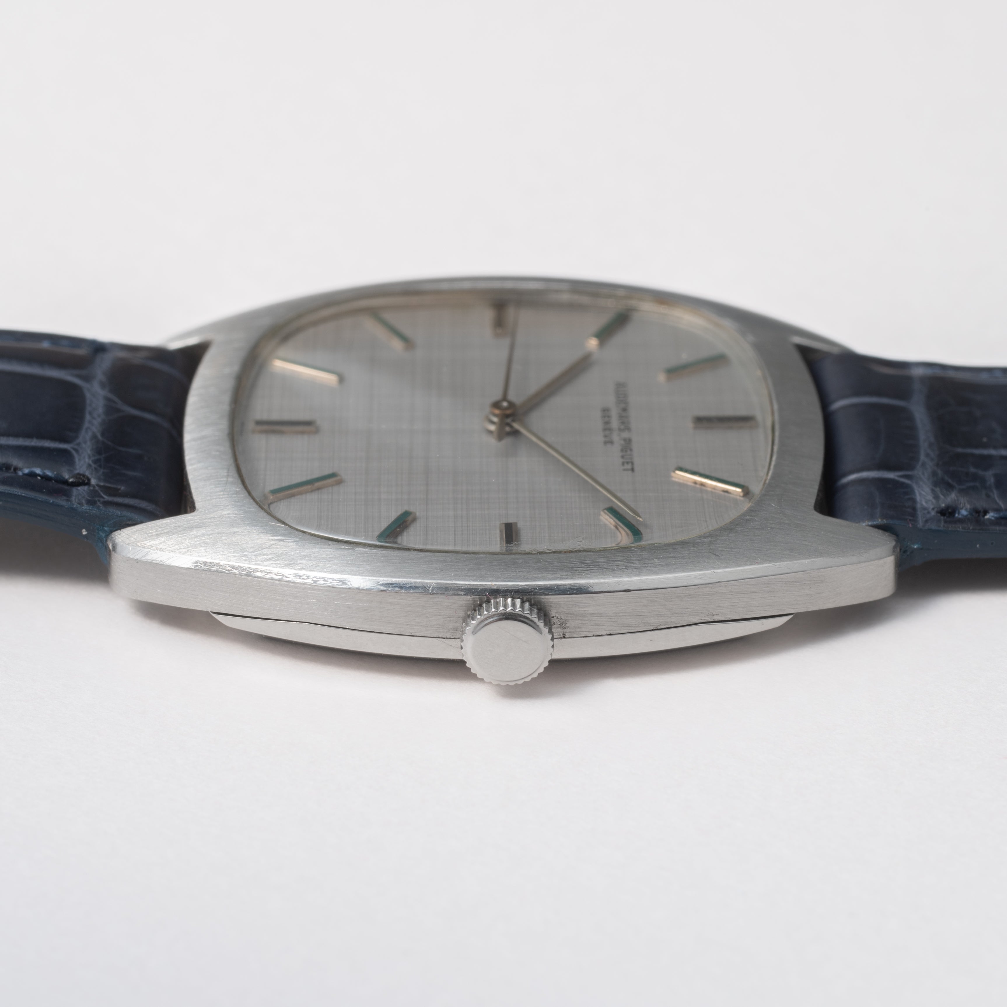 オーデマ・ピゲ Cラインケース ジェンタデザイン 手巻き Cal.K2002 1970年代製 ステンレスケース