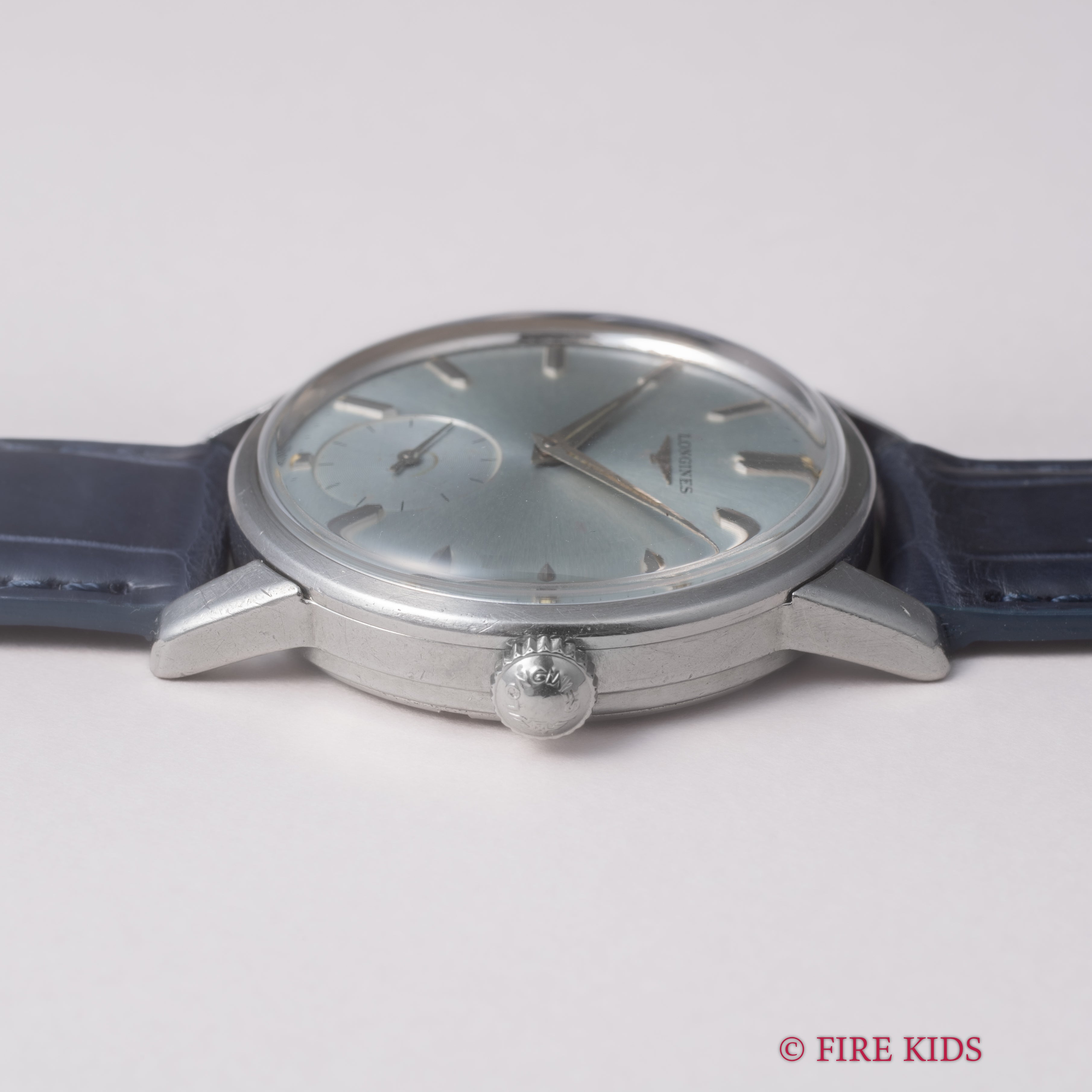 ロンジン ラウンドケース 手巻き スモールセコンド 1960年代 アイスブルーダイヤル アーカイブ付き