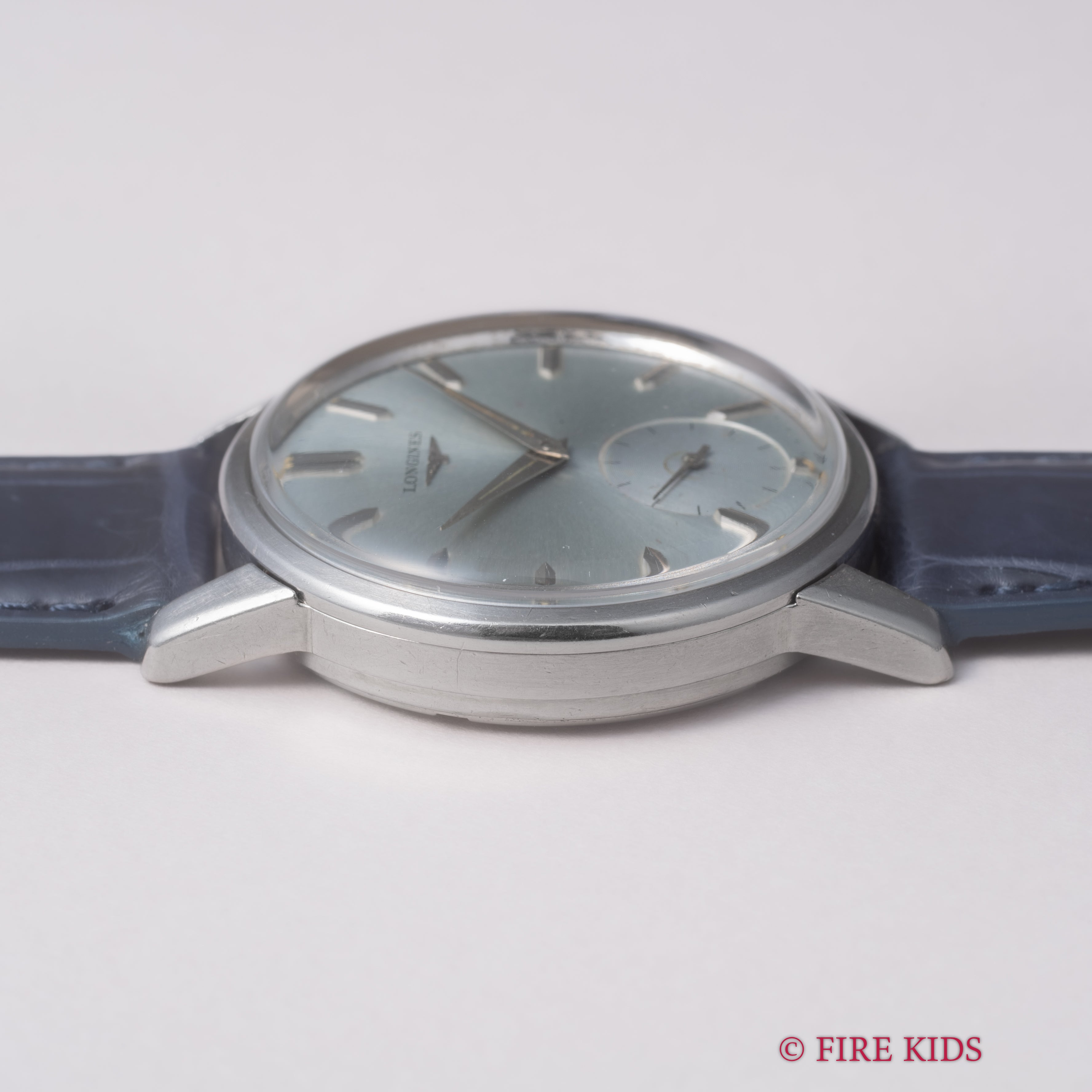 ロンジン ラウンドケース 手巻き スモールセコンド 1960年代 アイスブルーダイヤル アーカイブ付き