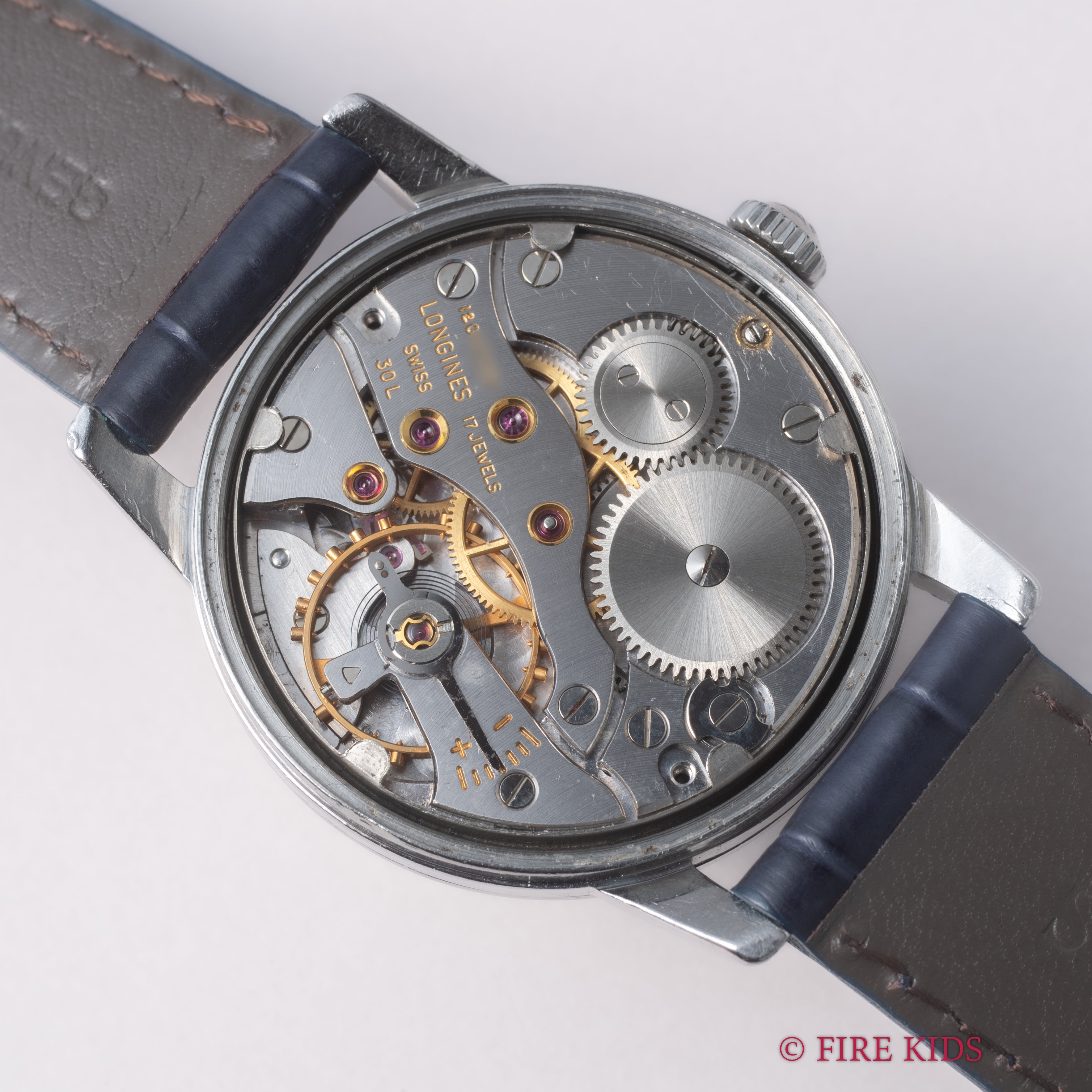 ロンジン ラウンドケース 手巻き スモールセコンド 1960年代 アイスブルーダイヤル アーカイブ付き