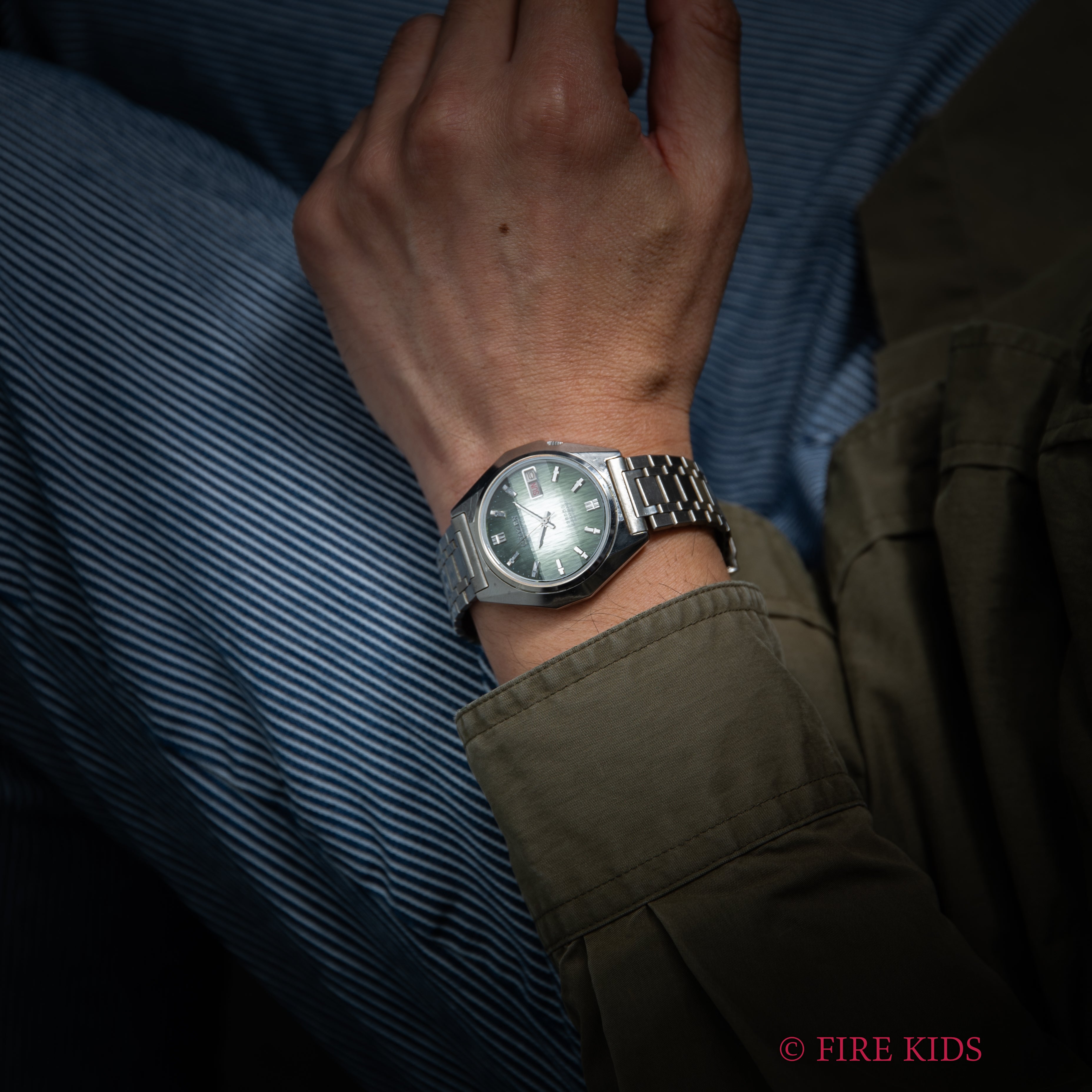 シチズン レオパール Ref.4-771184-Y 1974年製 グリーングラデーションダイヤル カットガラス 純正ブレス付き