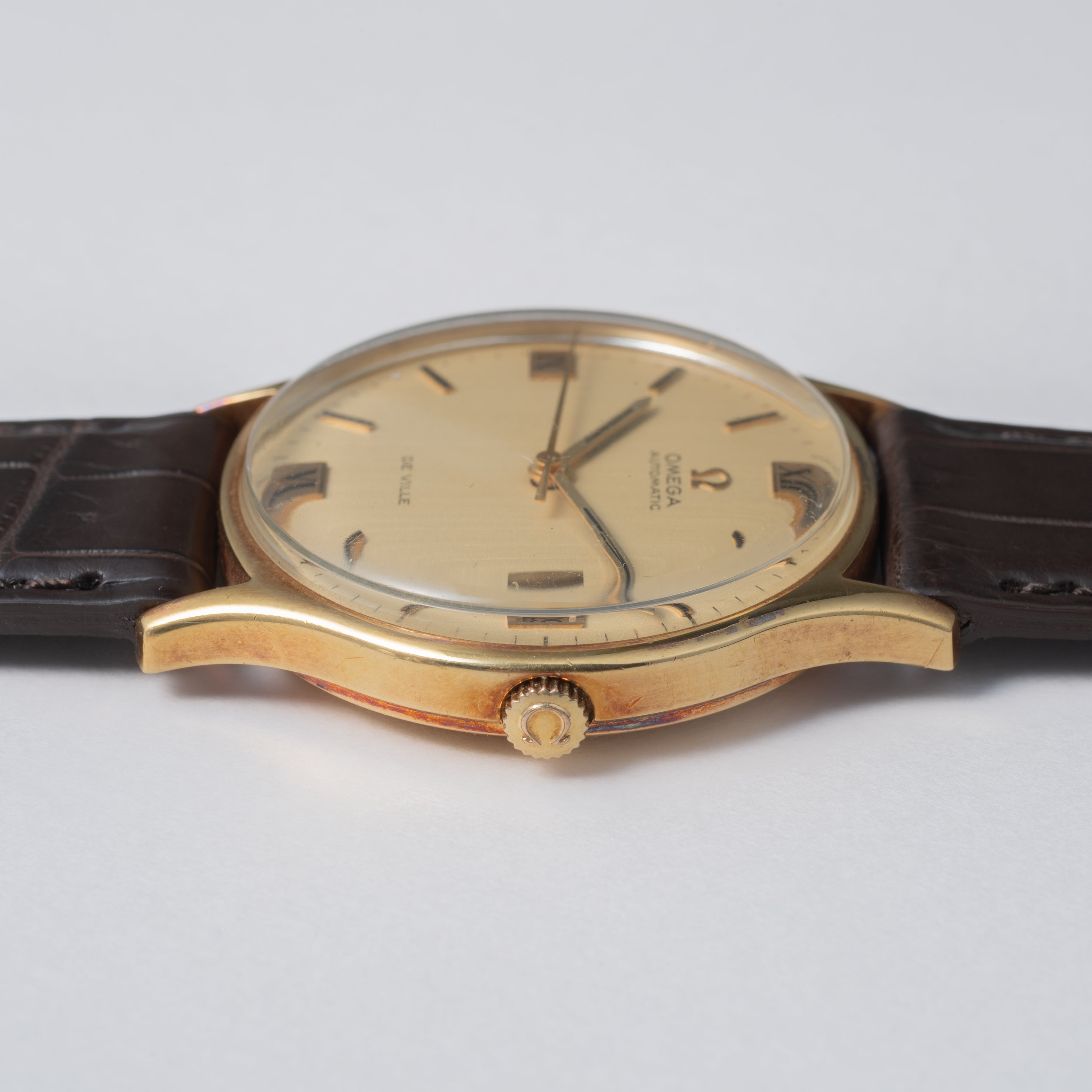 オメガ 18金無垢デ・ヴィル 1969年製 自動巻 オリジナル箱、純正尾錠付き