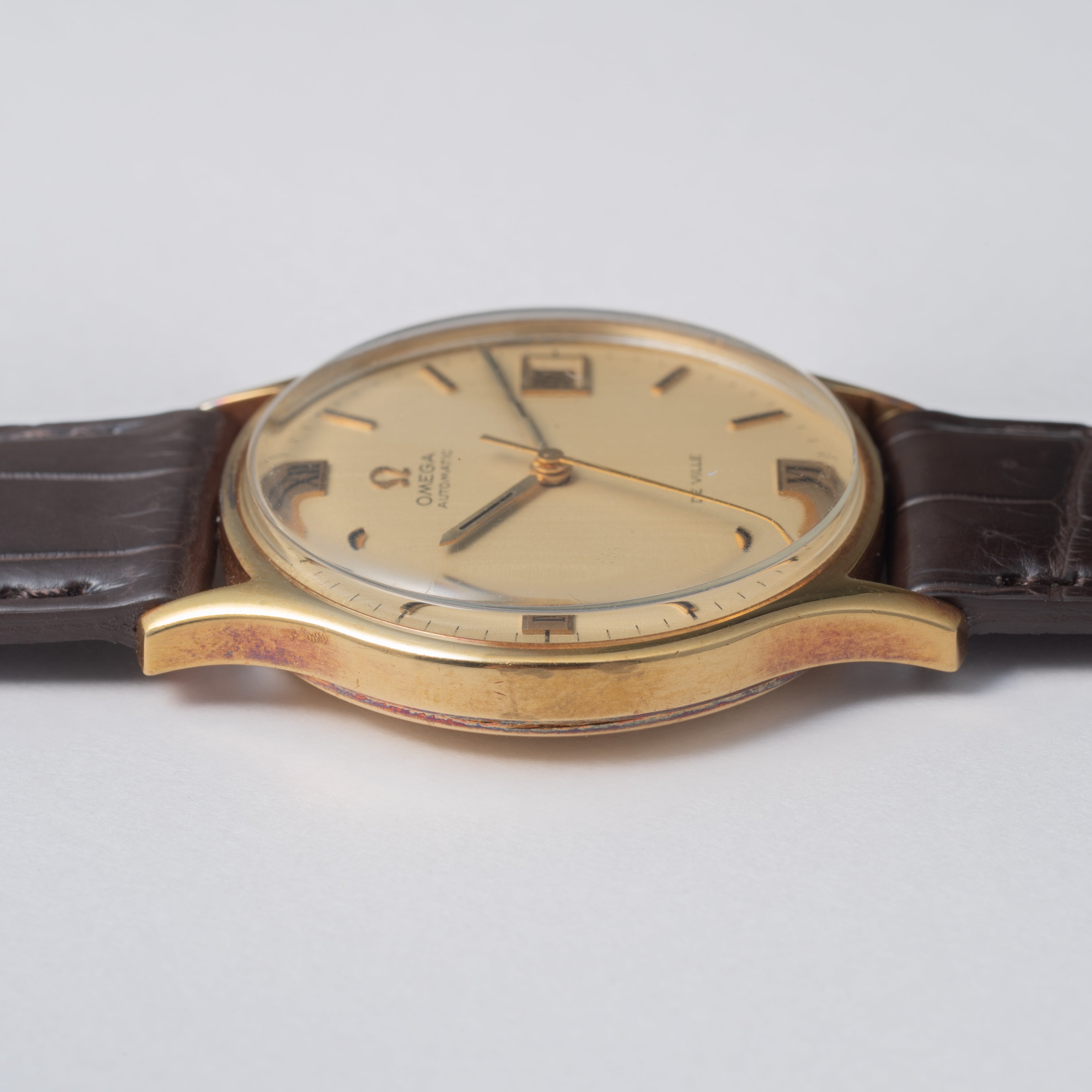 オメガ 18金無垢デ・ヴィル 1969年製 自動巻 オリジナル箱、純正尾錠付き