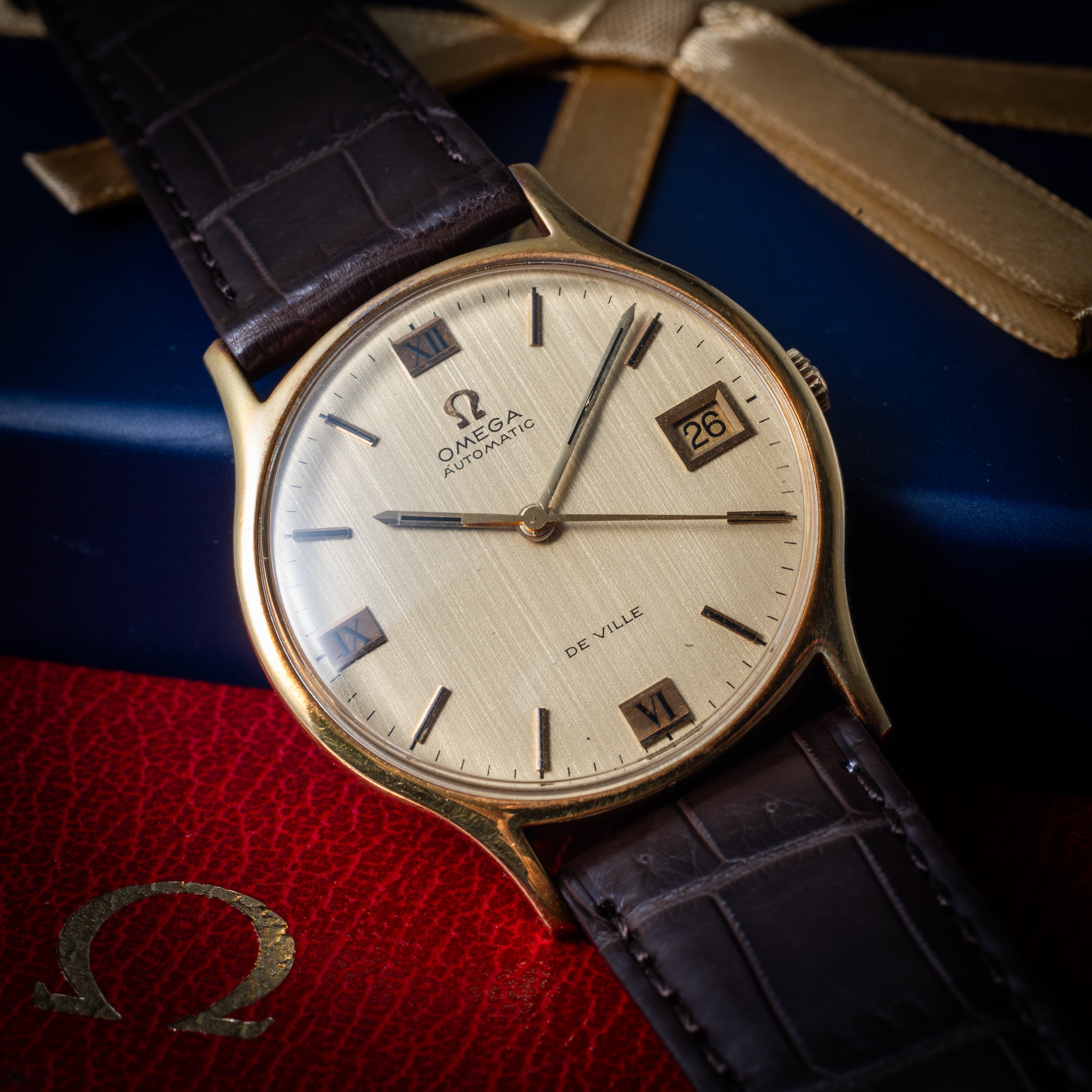 オメガ 18金無垢デ・ヴィル 1969年製 自動巻 オリジナル箱、純正尾錠付き
