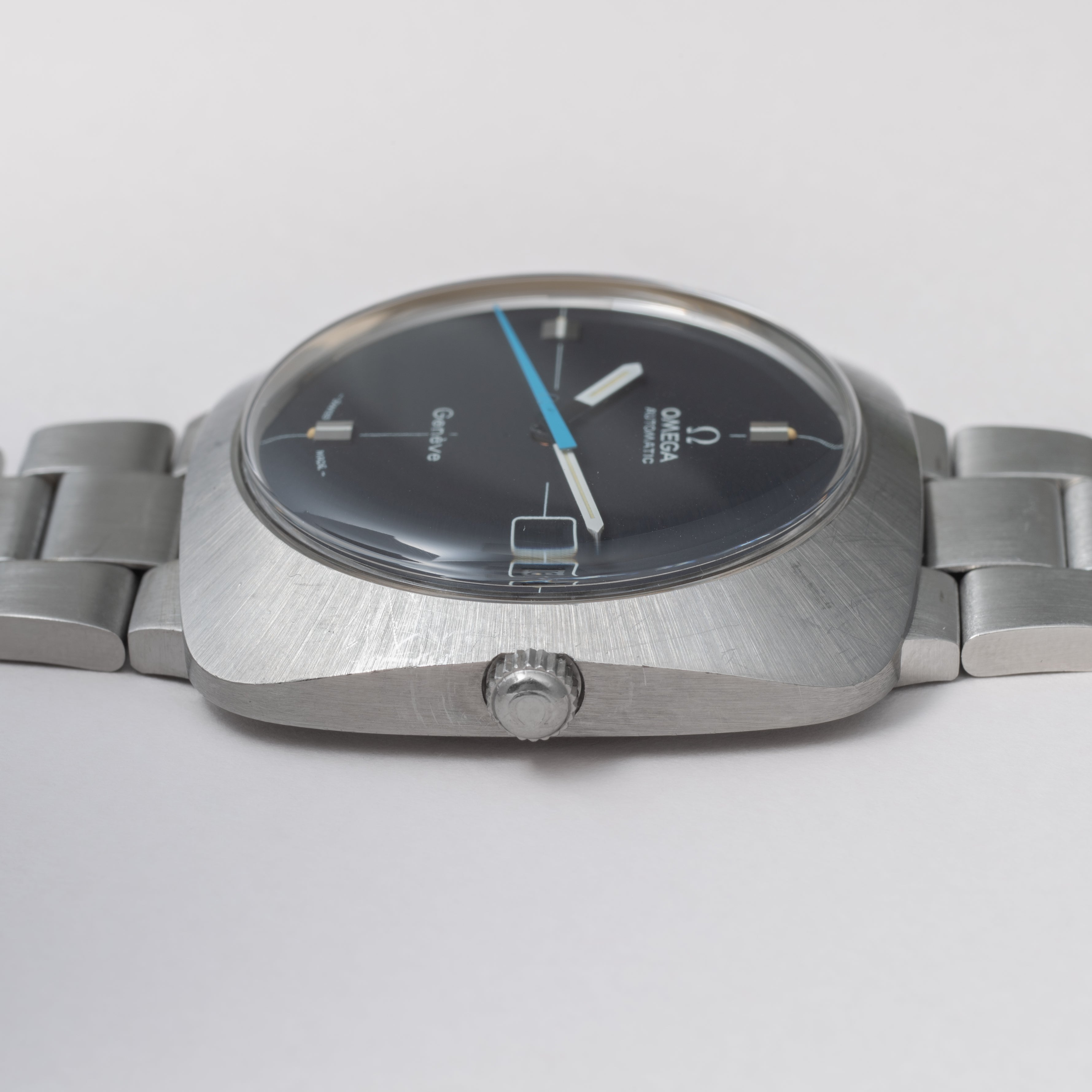 オメガ ジュネーブ 自動巻 1970年製/昭和45年製 Ref.166.081 純正ブレス付き ブルー秒針