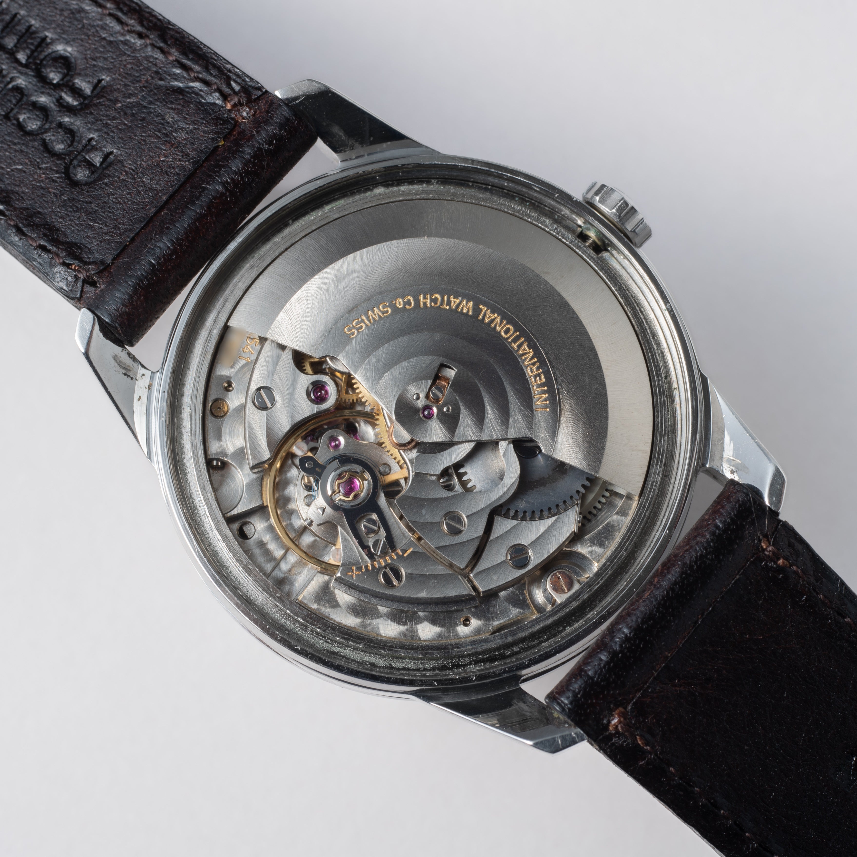 IWC 1967年製 ラウンドモデル ペラトン式自動巻き Cal.8541 筆記体ロゴ