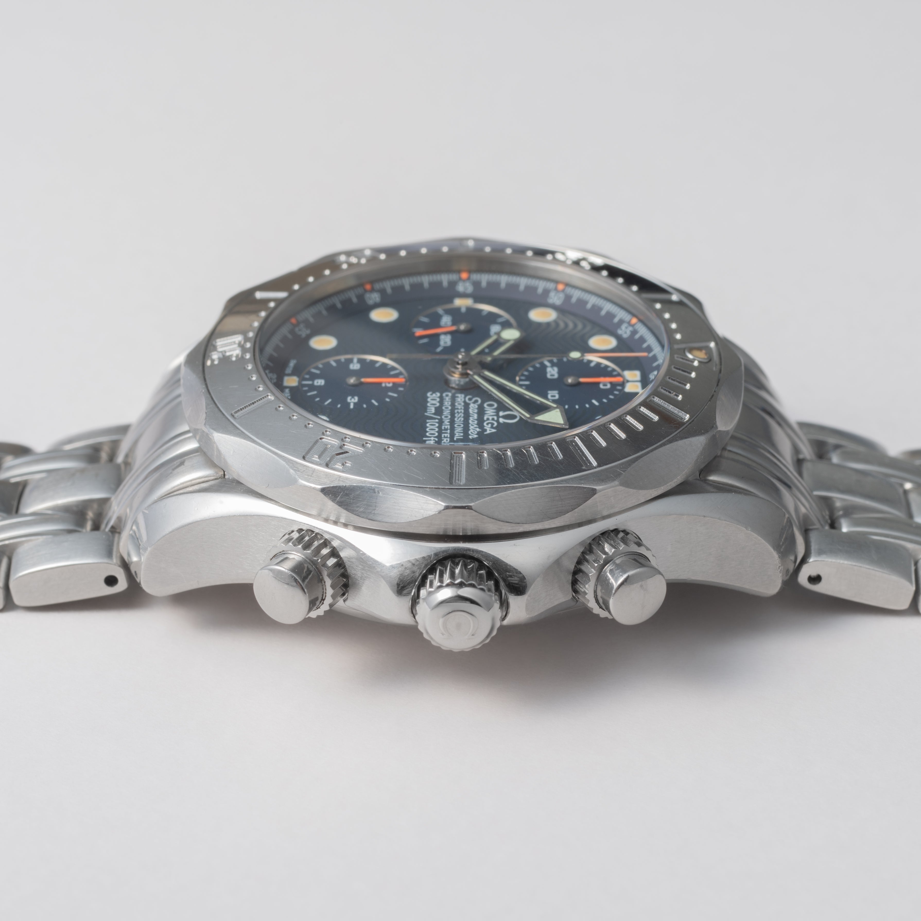 オメガ シーマスタープロフェッショナル 1985年製 300m ダイバークロノグラフ