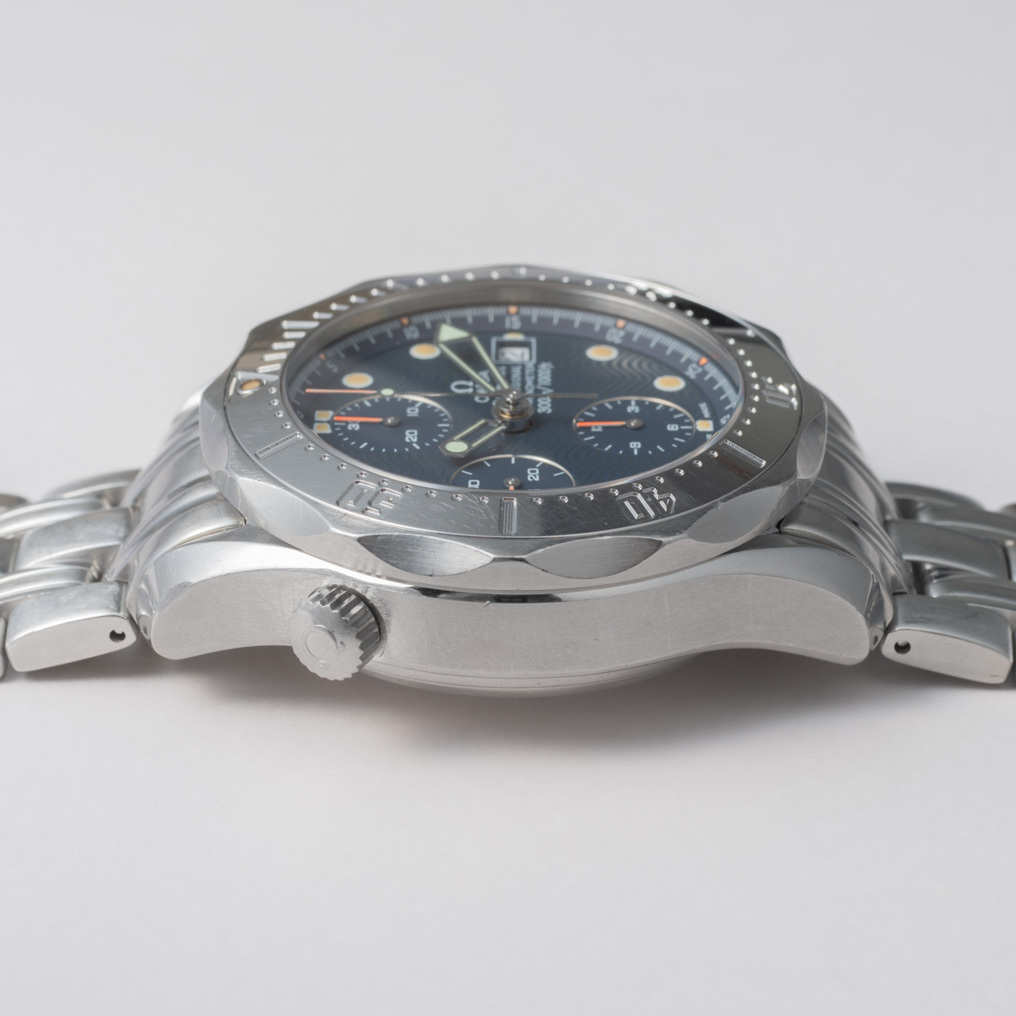 オメガ シーマスタープロフェッショナル 1985年製 300m ダイバークロノグラフ