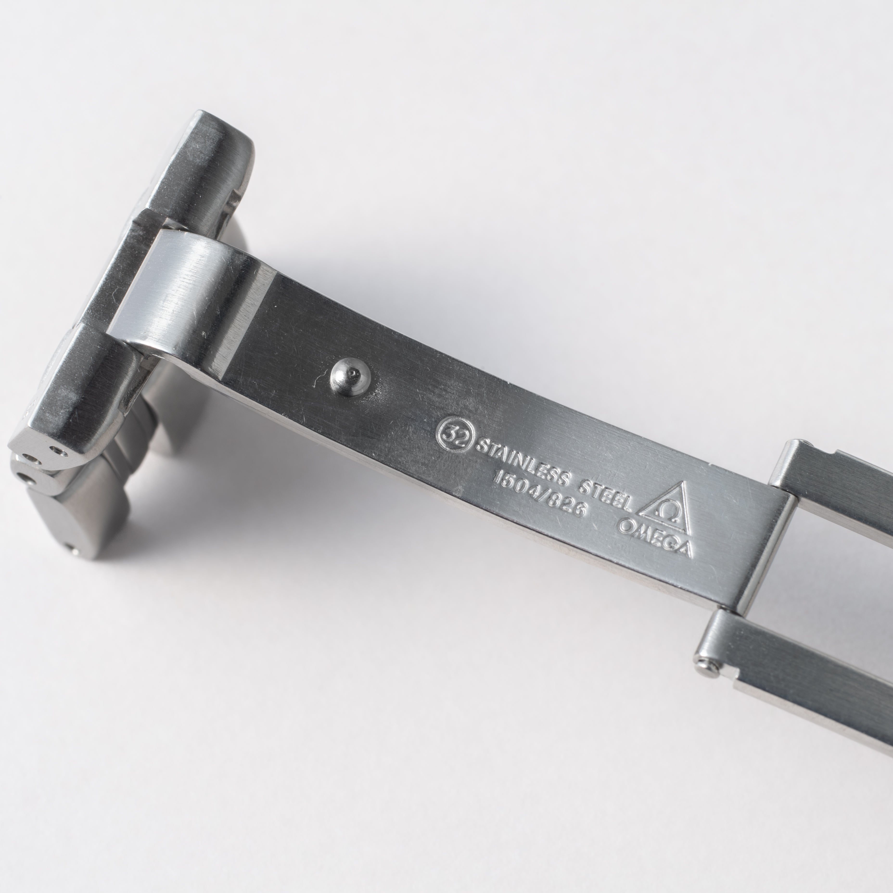 オメガ シーマスタープロフェッショナル 1985年製 300m ダイバークロノグラフ