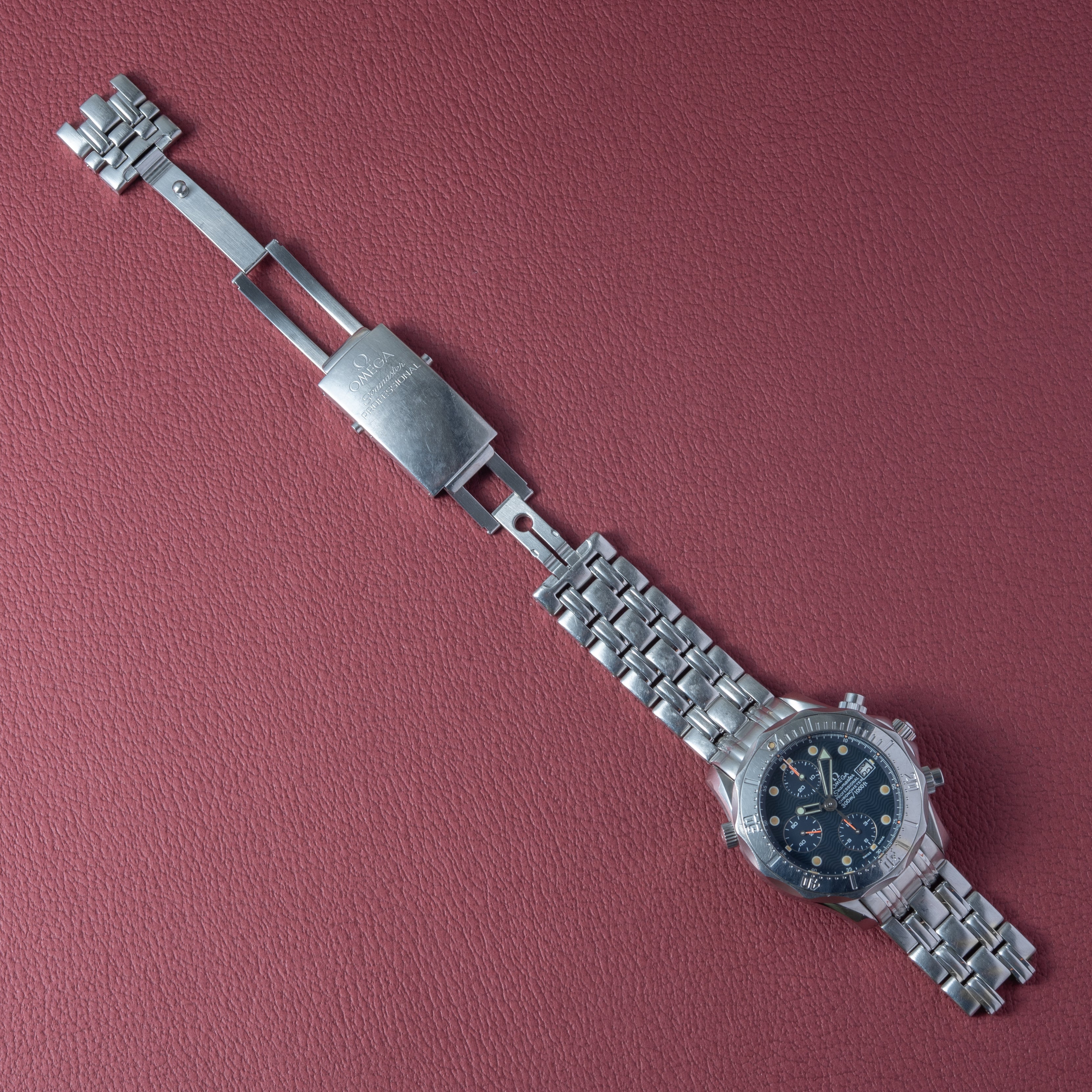 オメガ シーマスタープロフェッショナル 1985年製 300m ダイバークロノグラフ