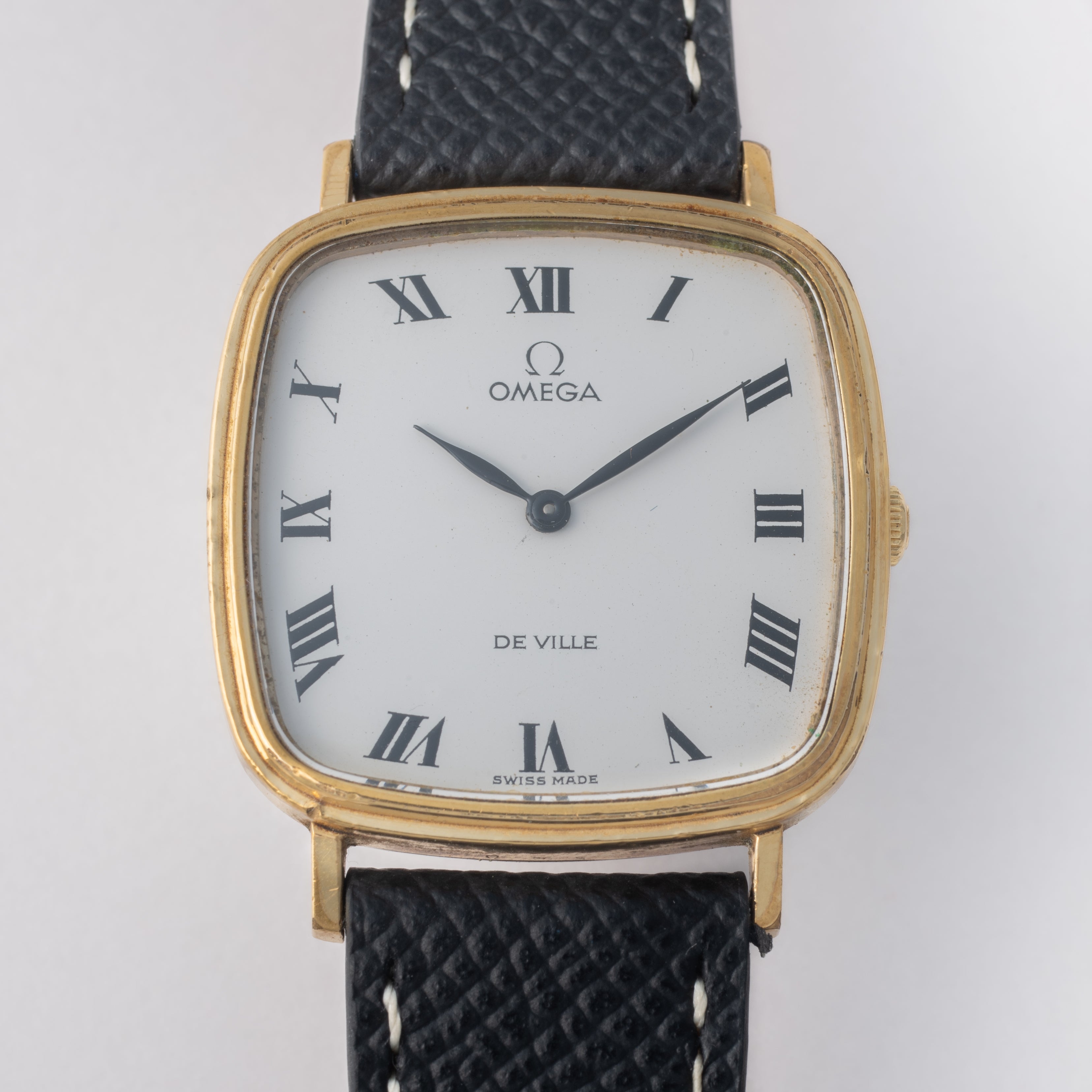 オメガ デ・ヴィル クッションケース ホワイトローマンダイヤル 金張り 1969年製