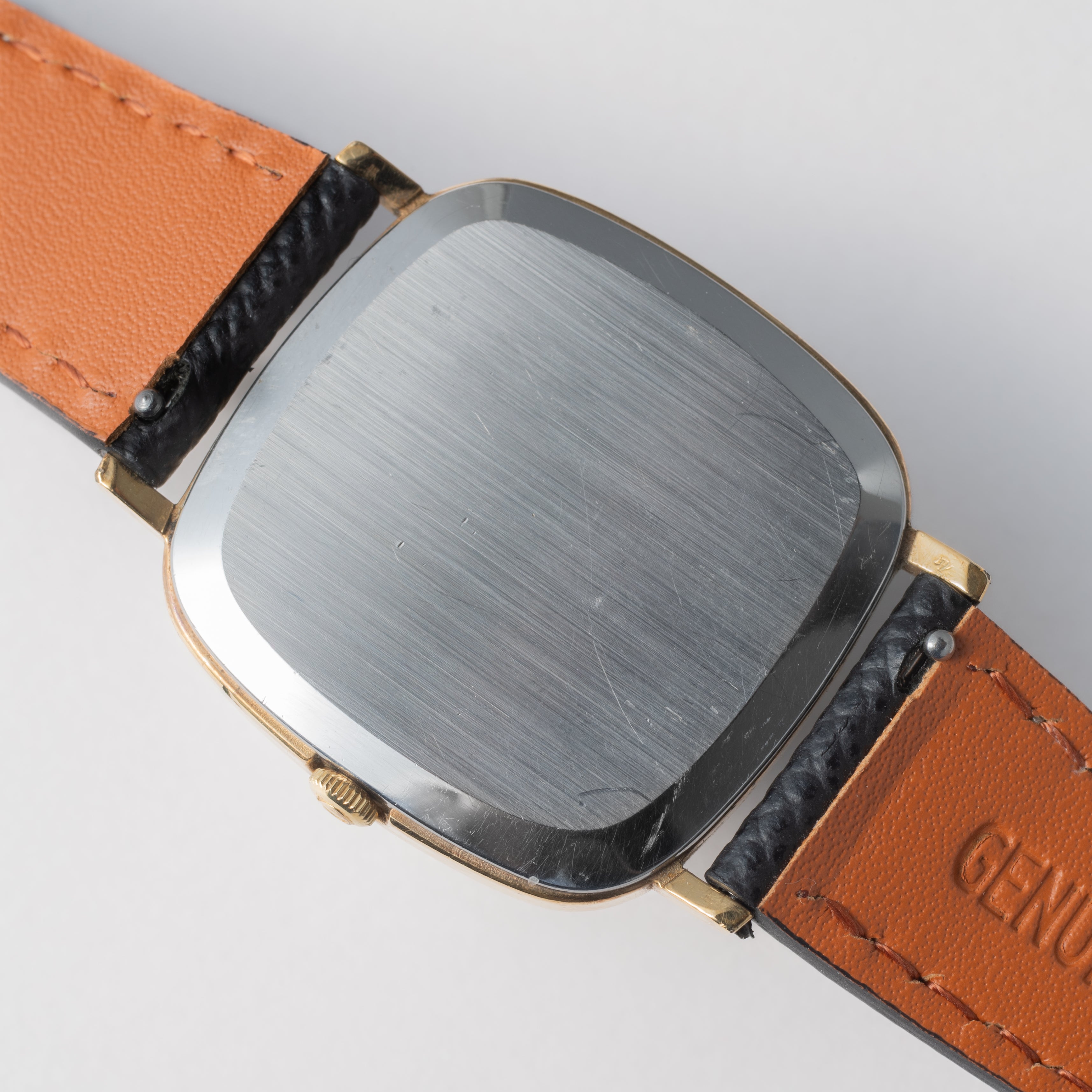 オメガ デ・ヴィル クッションケース ホワイトローマンダイヤル 金張り 1969年製