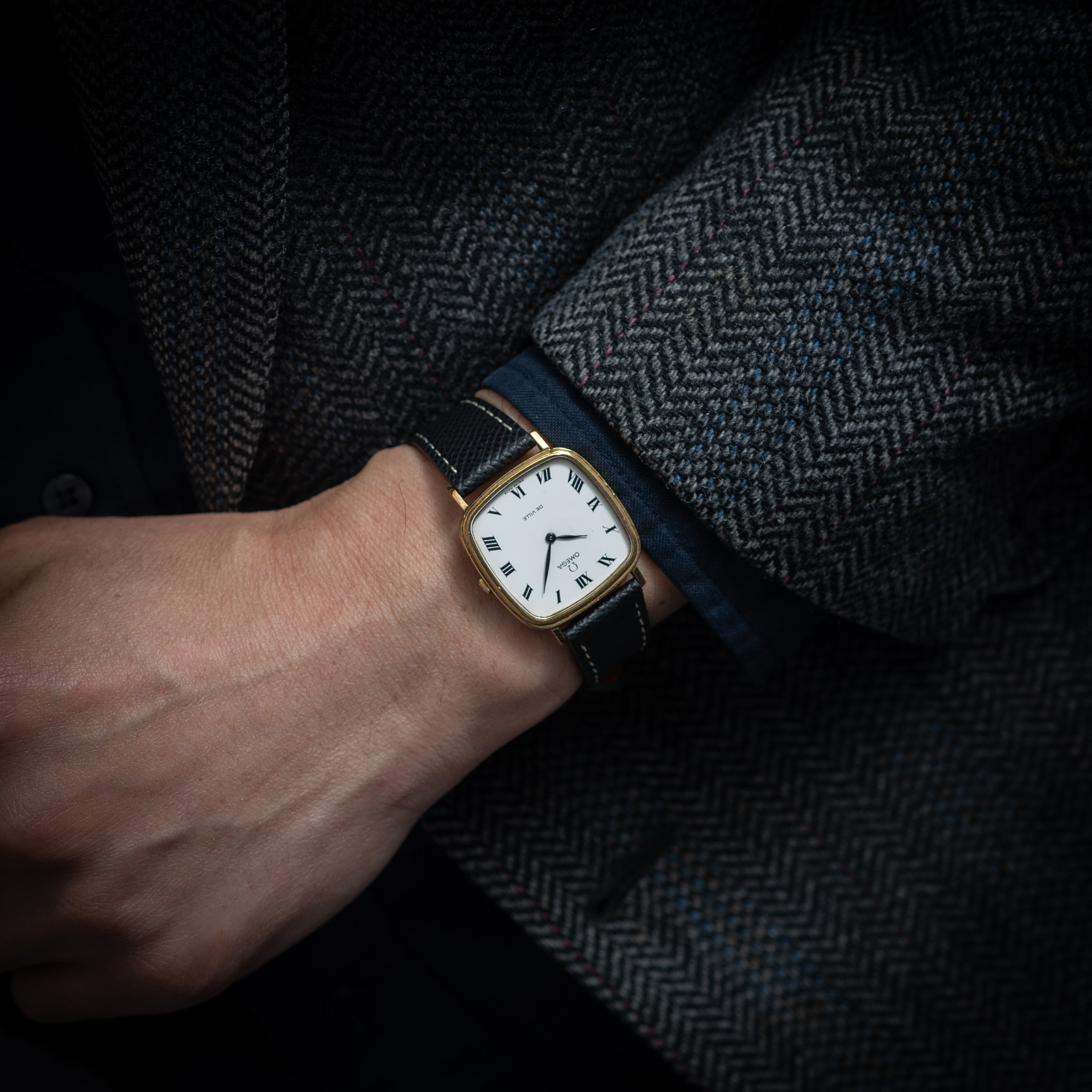 オメガ デ・ヴィル クッションケース ホワイトローマンダイヤル 金張り 1969年製