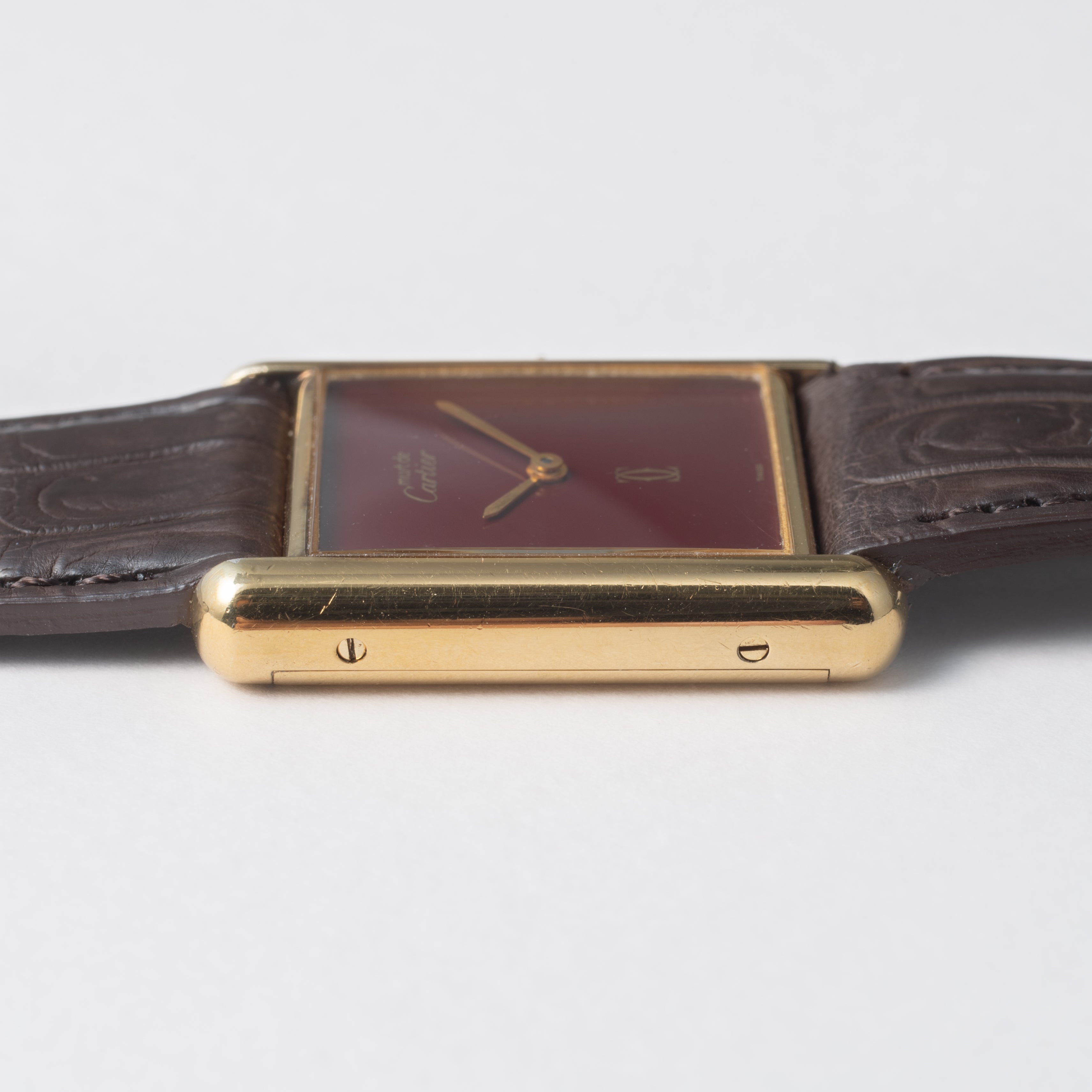 カルティエ マストタンク LMサイズ 手巻き 1980年代製 ボルドーダイヤル 純正尾錠付き