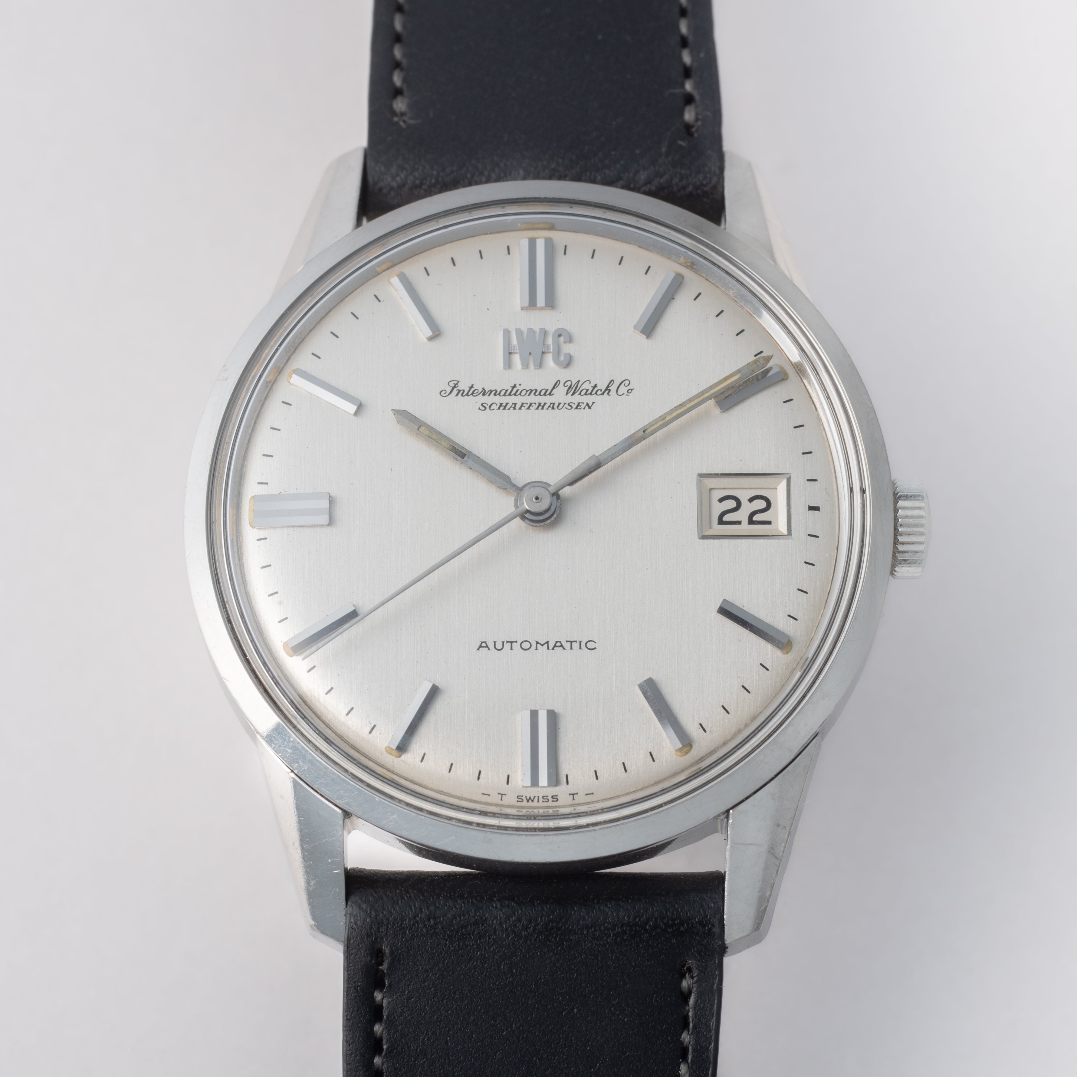 IWC ラウンドモデル ペラトン式自動巻き Cal.8541B 筆記体ロゴ