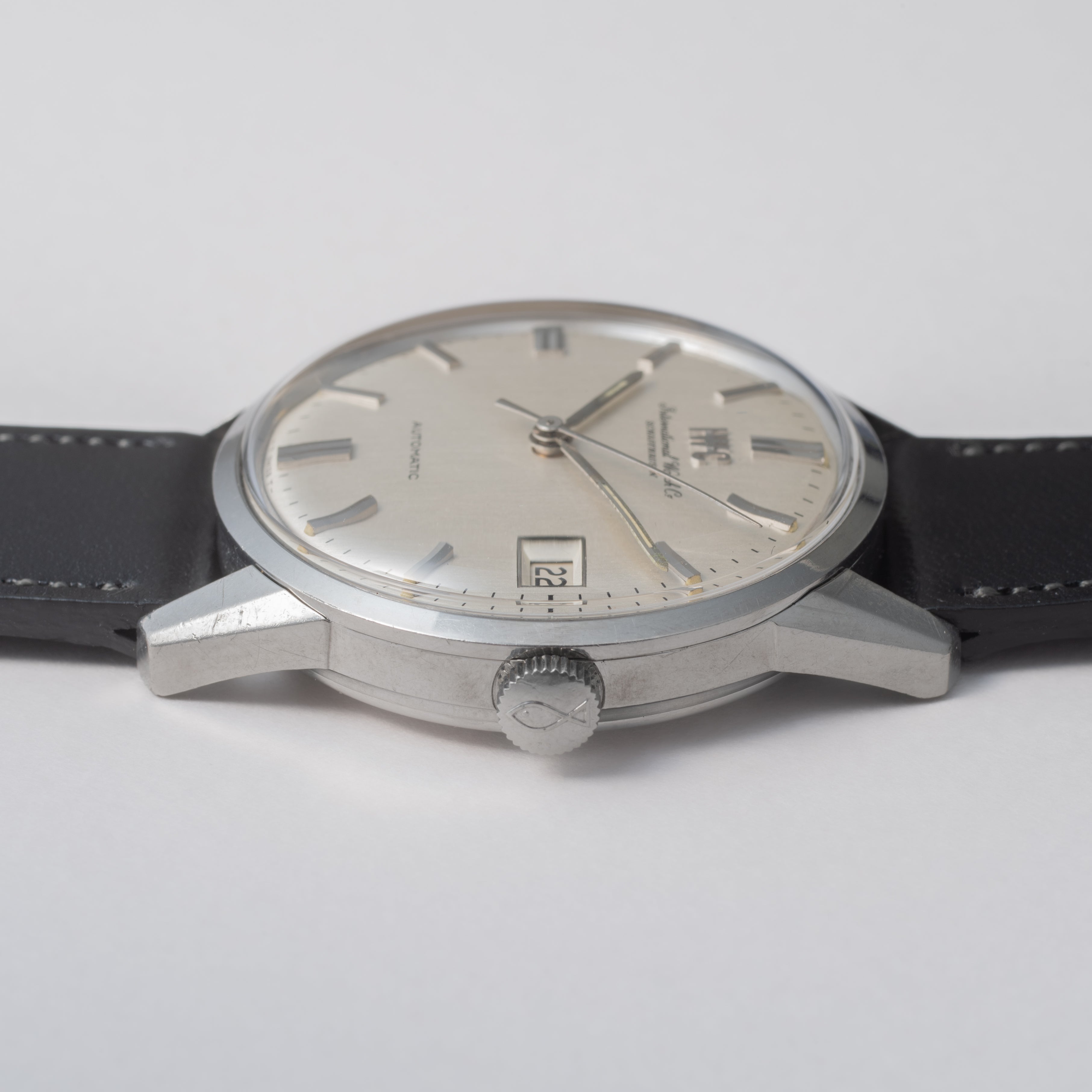 IWC ラウンドモデル ペラトン式自動巻き Cal.8541B 筆記体ロゴ