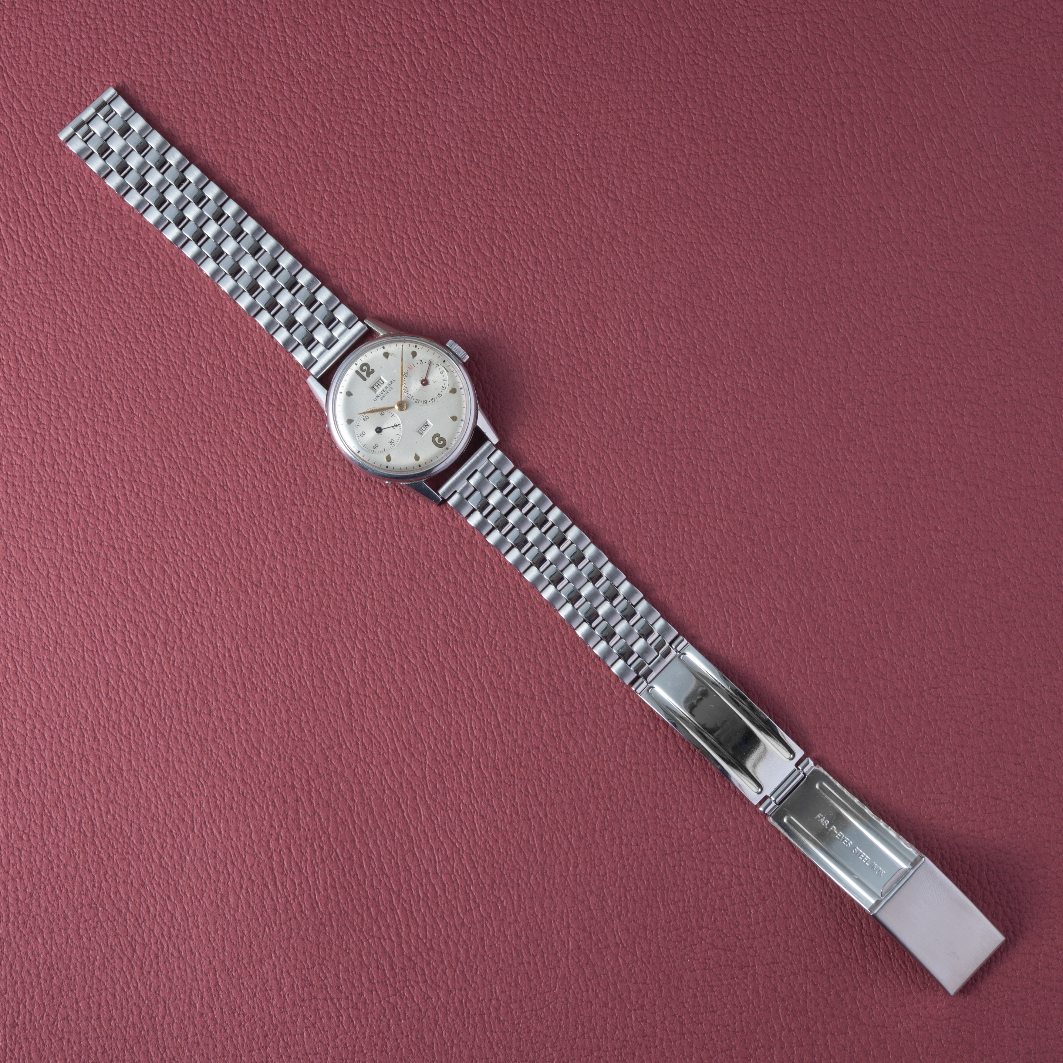 ユニバーサル・ジュネーブ トリプルカレンダー 1940年代製 手巻 Cal.291 オリジナルダイヤル