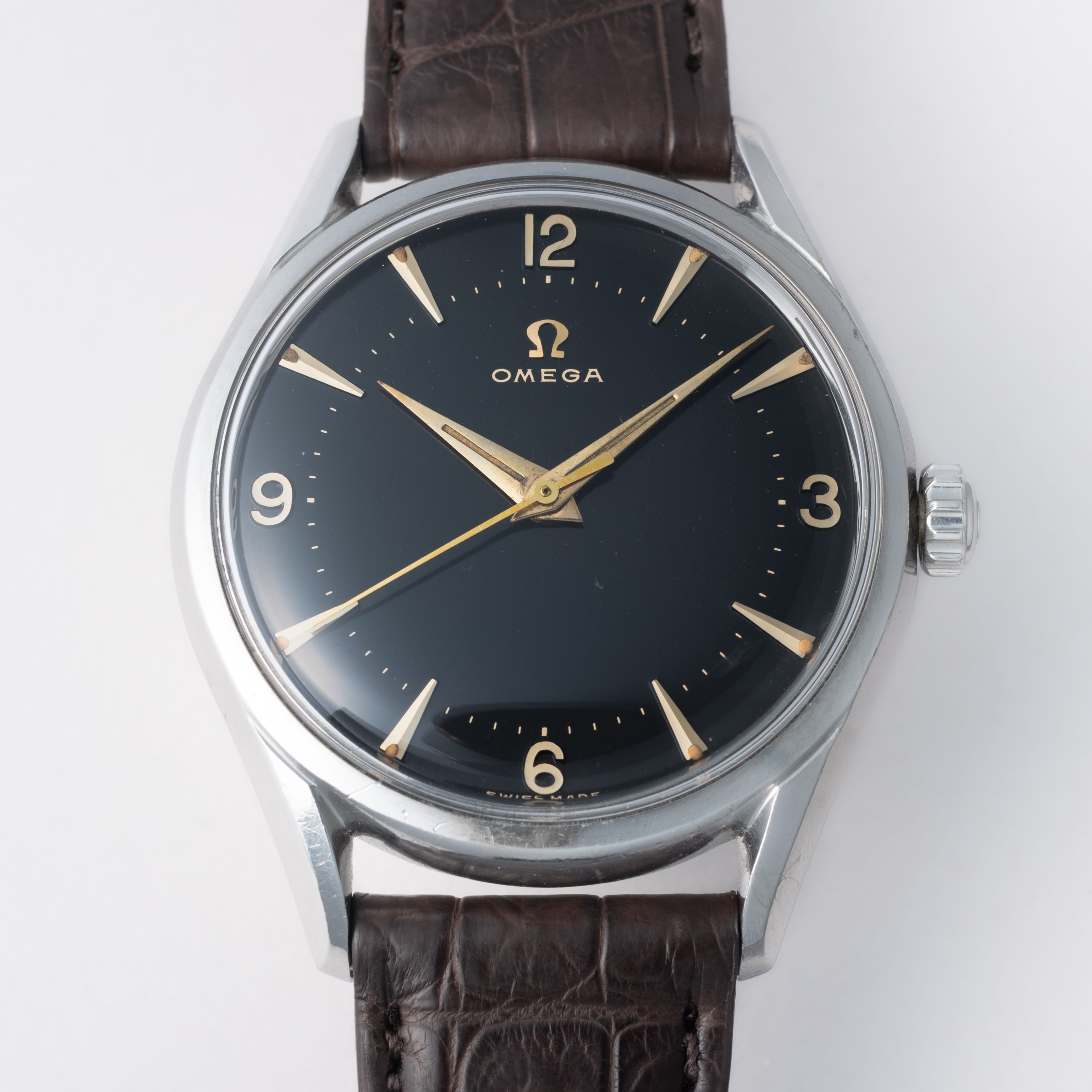 オメガ 30mmキャリバー 1952年製 ブラックミラーダイヤル 手巻き Cal.283