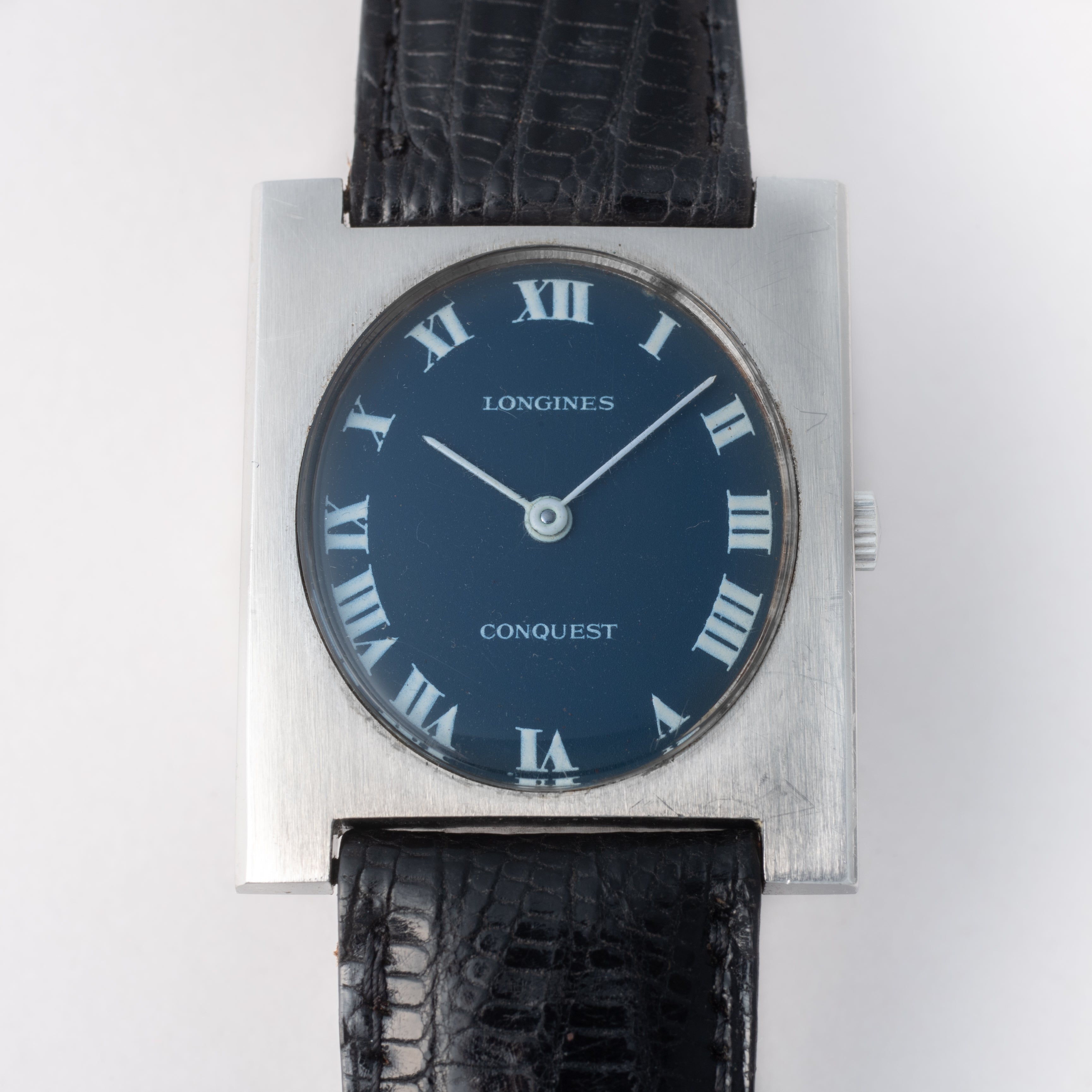 ロンジン コンクエスト レクタンギュラー ブルーローマンダイヤル 1970年代製 純正尾錠付き 薄型手巻き