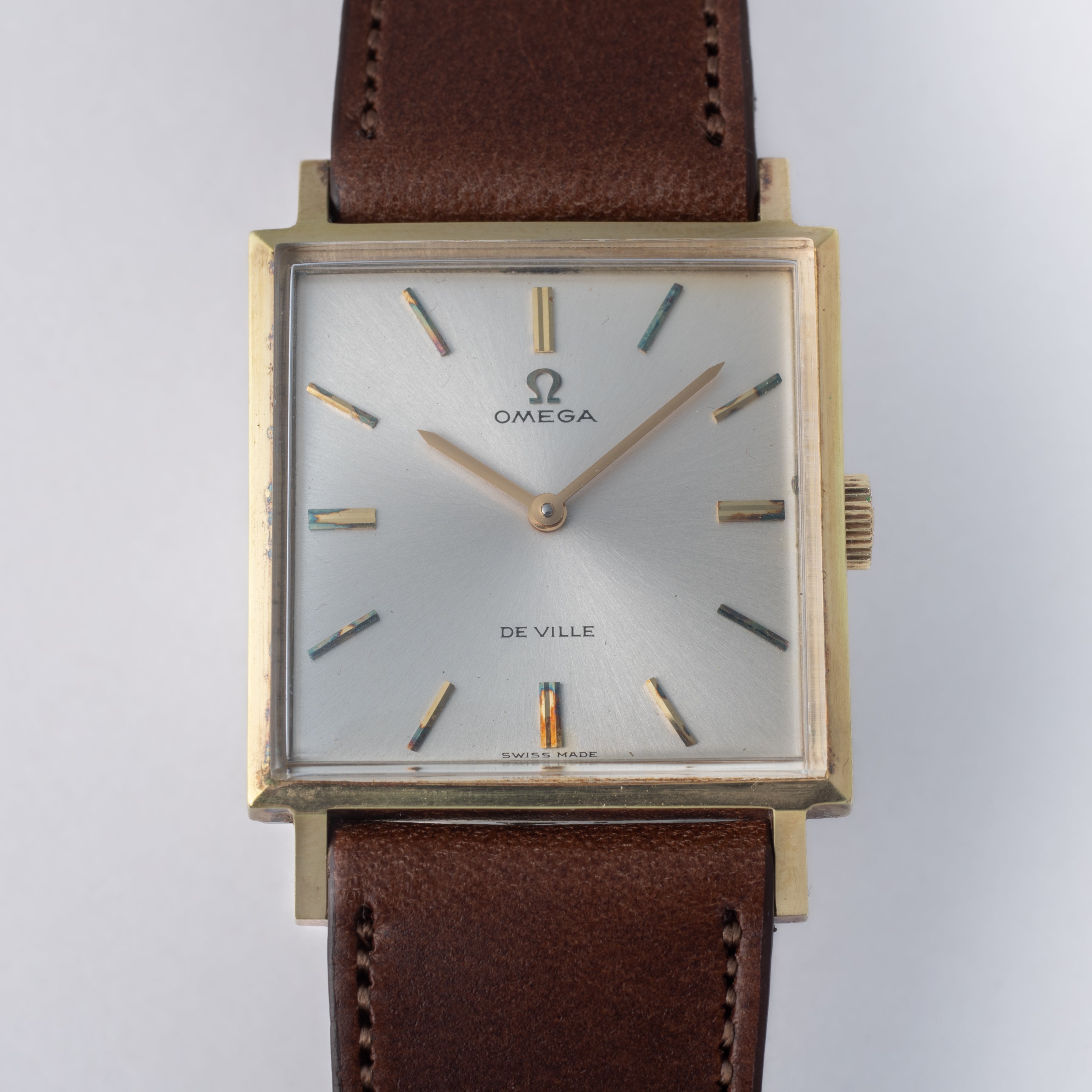 オメガ デ・ヴィル 1969年製 スクエアケース 金張り 手巻き