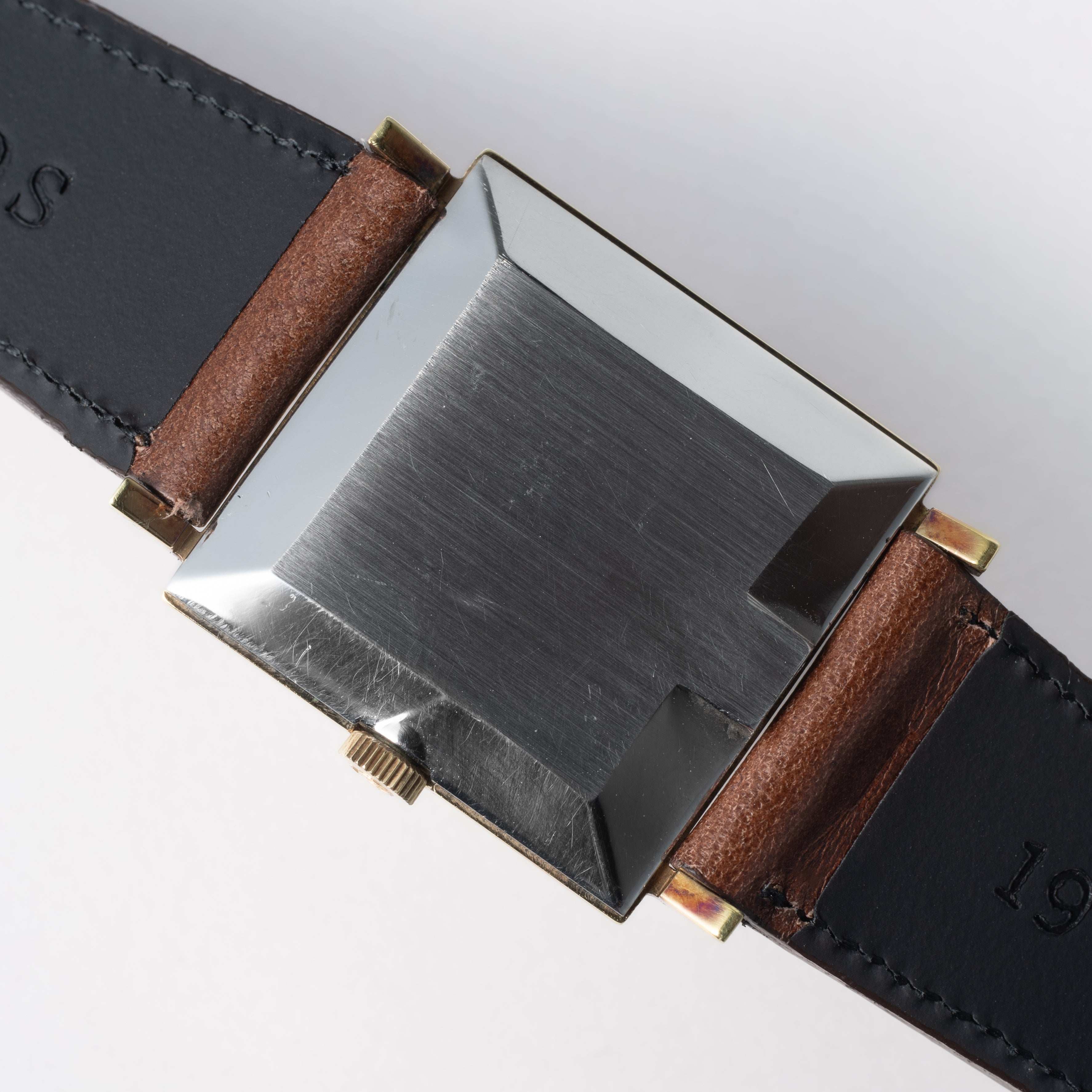 オメガ デ・ヴィル 1969年製 スクエアケース 金張り 手巻き