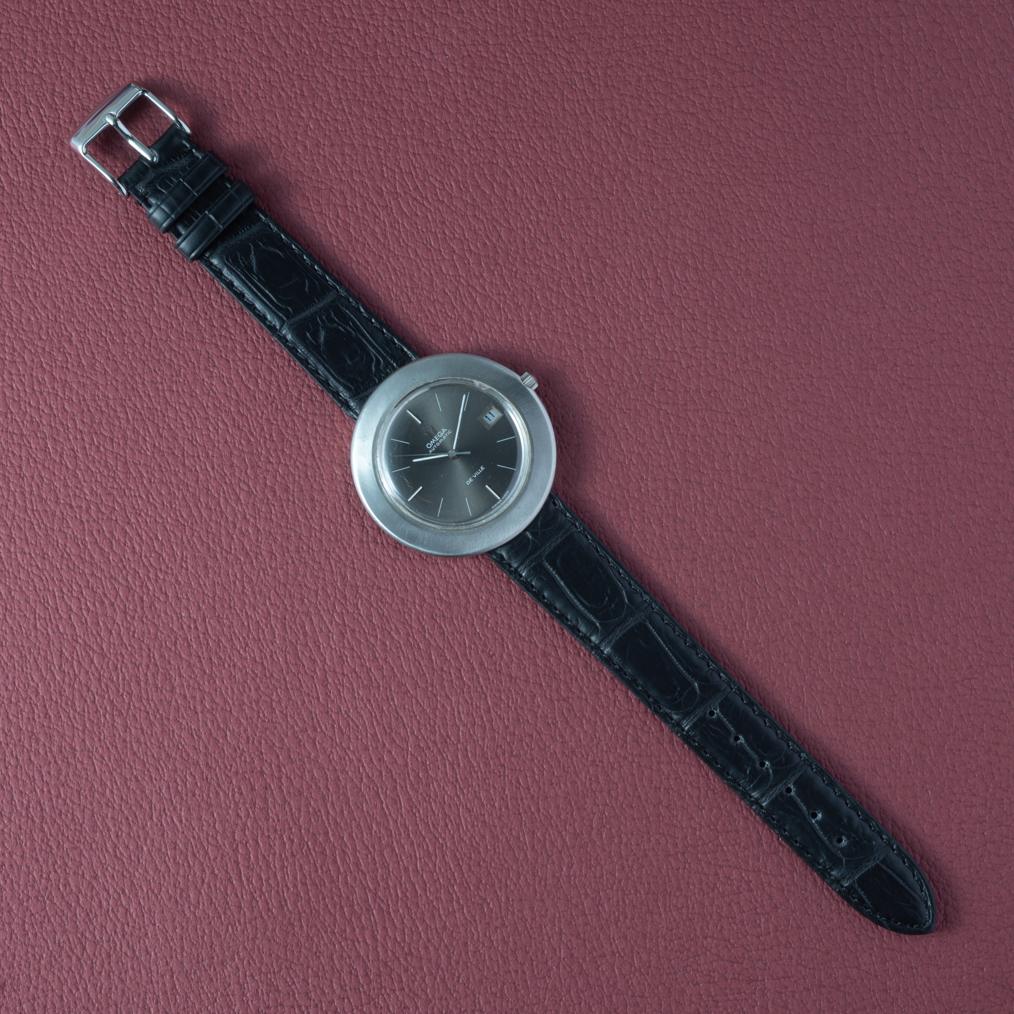 オメガ デ・ヴィル オーバルケース 1970年代製 グレーダイヤル 自動巻き