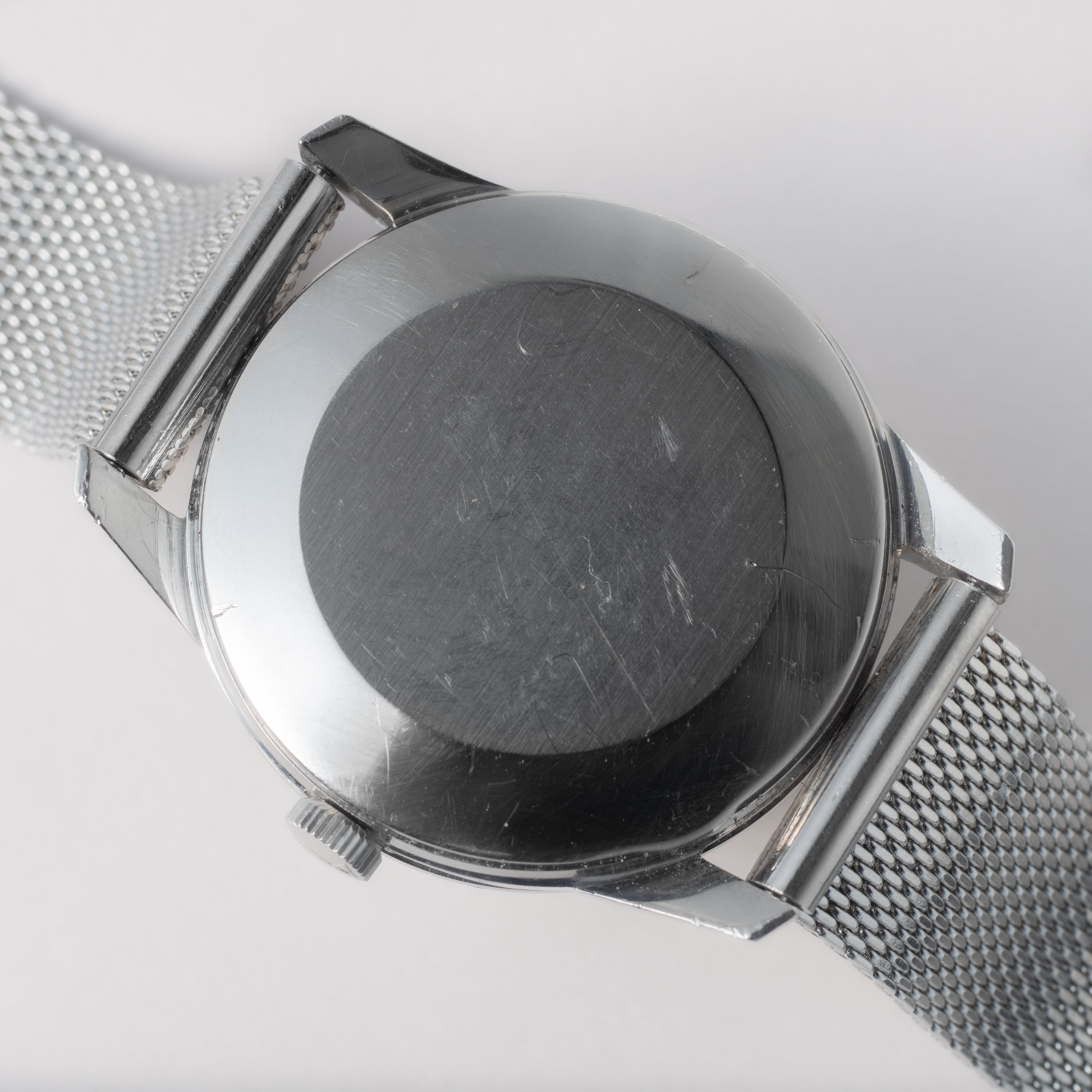 IWC ラウンドケース 1970年製(昭和45年製) Ref.R810A 純正メッシュブレス ペラトン式自動巻Cal.8541B