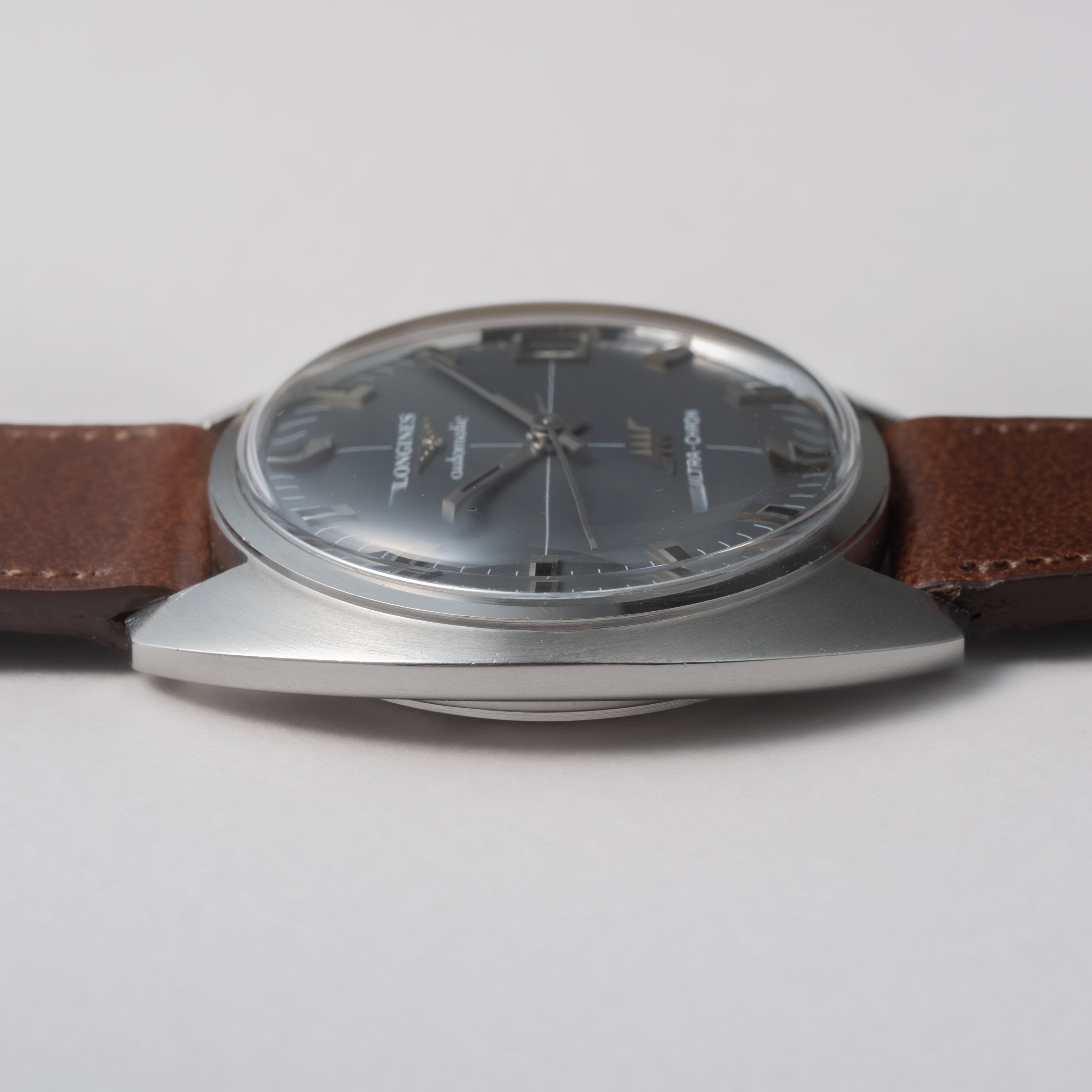 ロンジン ウルトラクロン 1969年製 クロスライン グレーダイヤル 純正尾錠付き