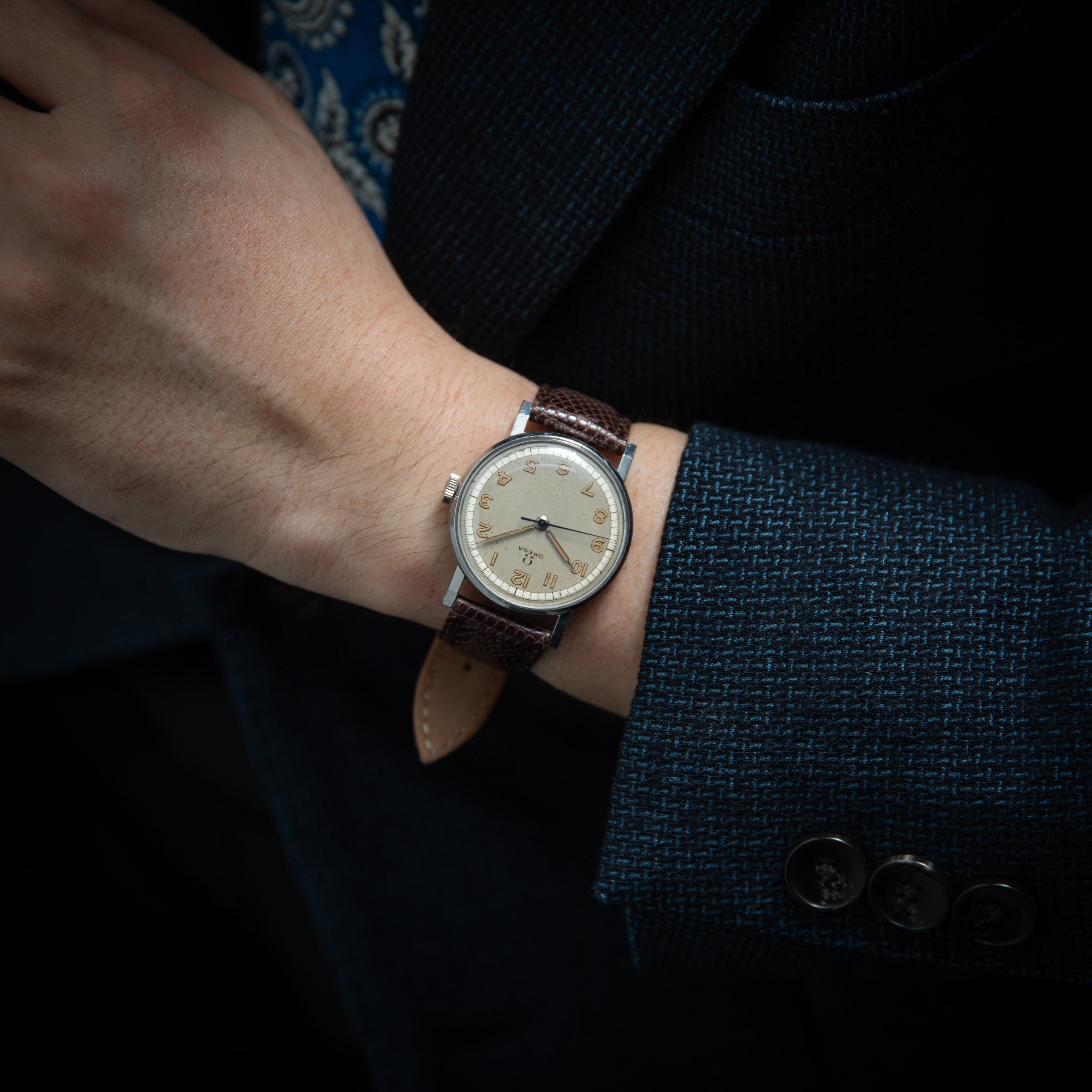 オメガ 30mmキャリバー 1947年製 Ref.2242/3 手巻き Cal.30T2SCPC 全アラビアダイヤル