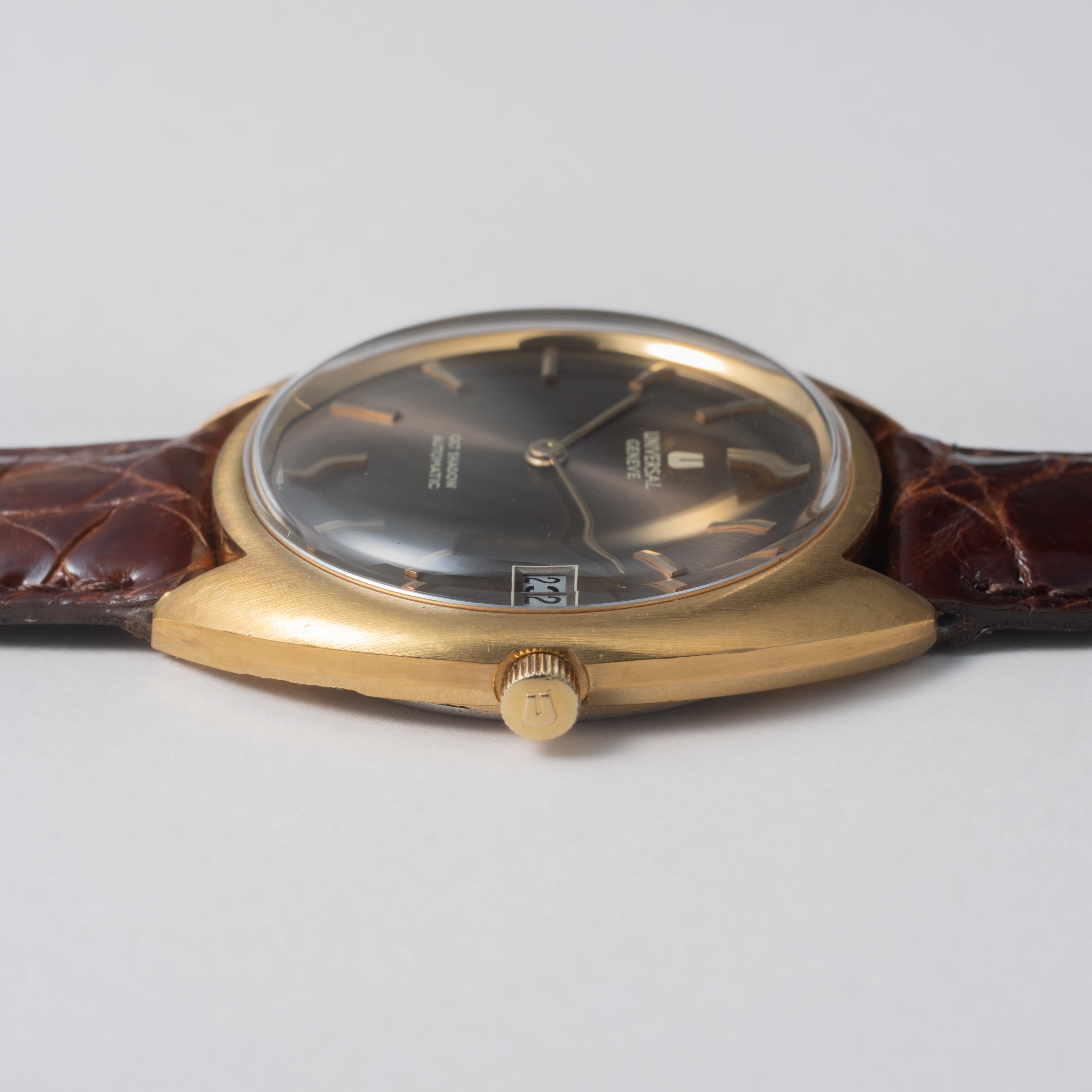 ユニバーサル・ジュネーブ ギルドシャドウ マイクロローター自動巻き Cal.2‐67 1980刻印 1970年代製