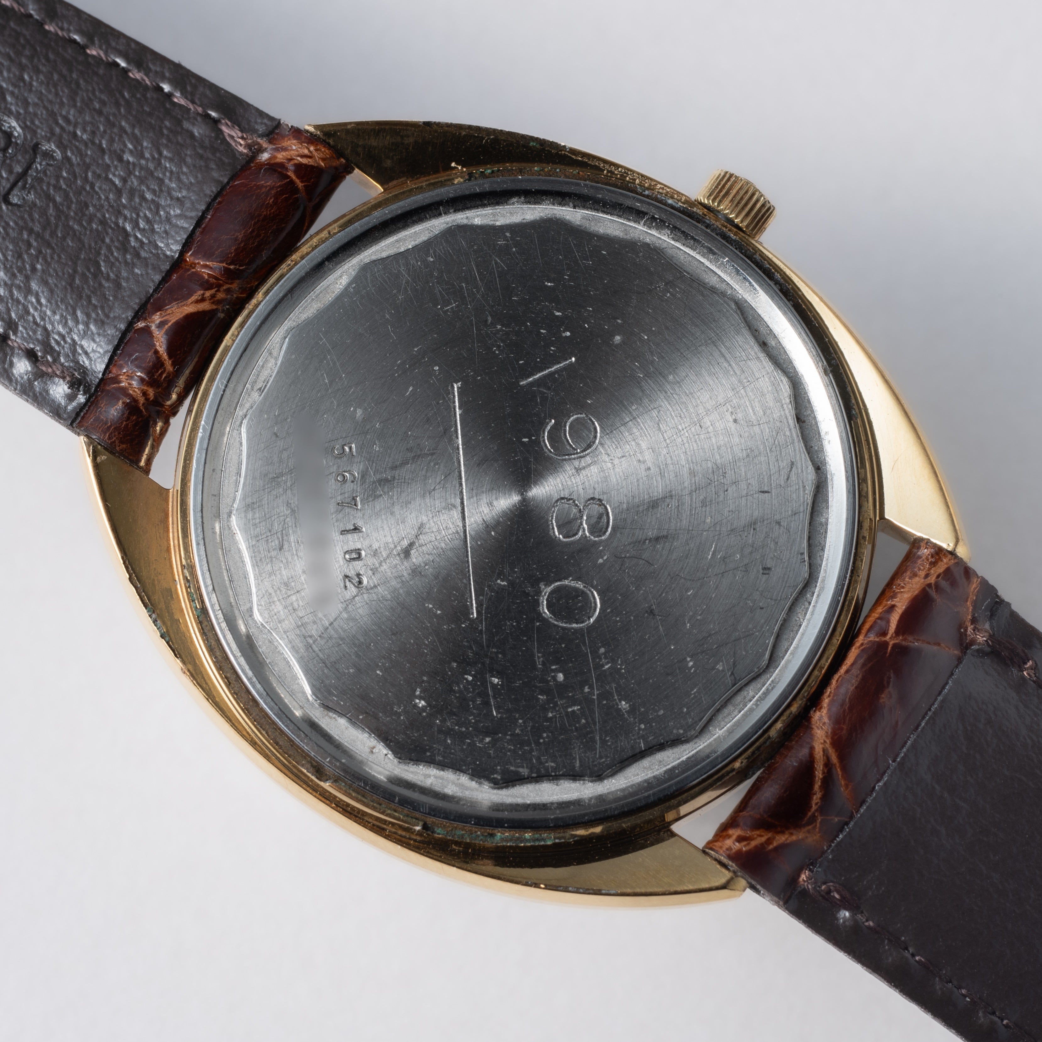 ユニバーサル・ジュネーブ ギルドシャドウ マイクロローター自動巻き Cal.2‐67 1980刻印 1970年代製