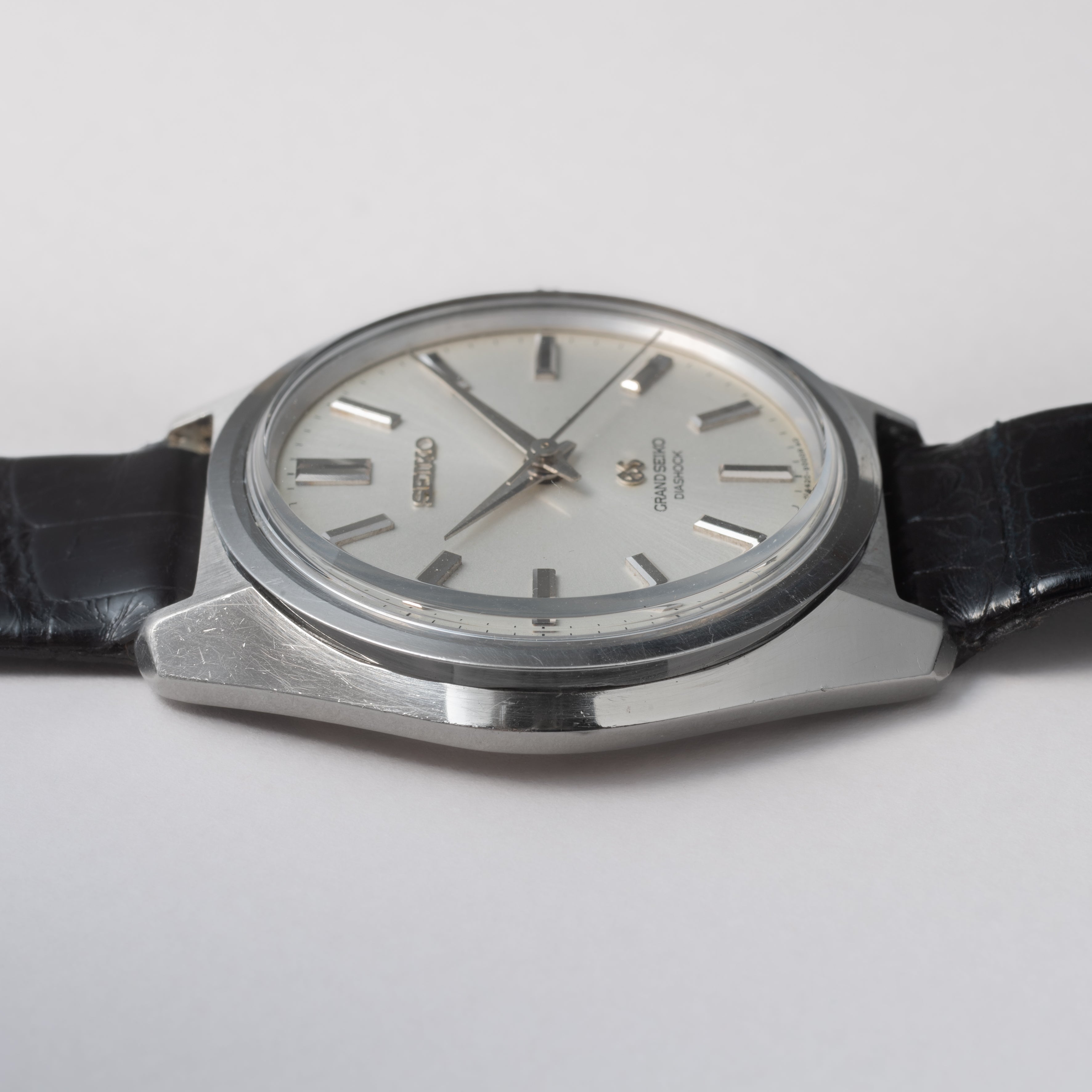 グランドセイコー 1966年製 Ref.4420-9000 44GS 前期 セイコースタイルケース ロービート手巻き GS箱付き