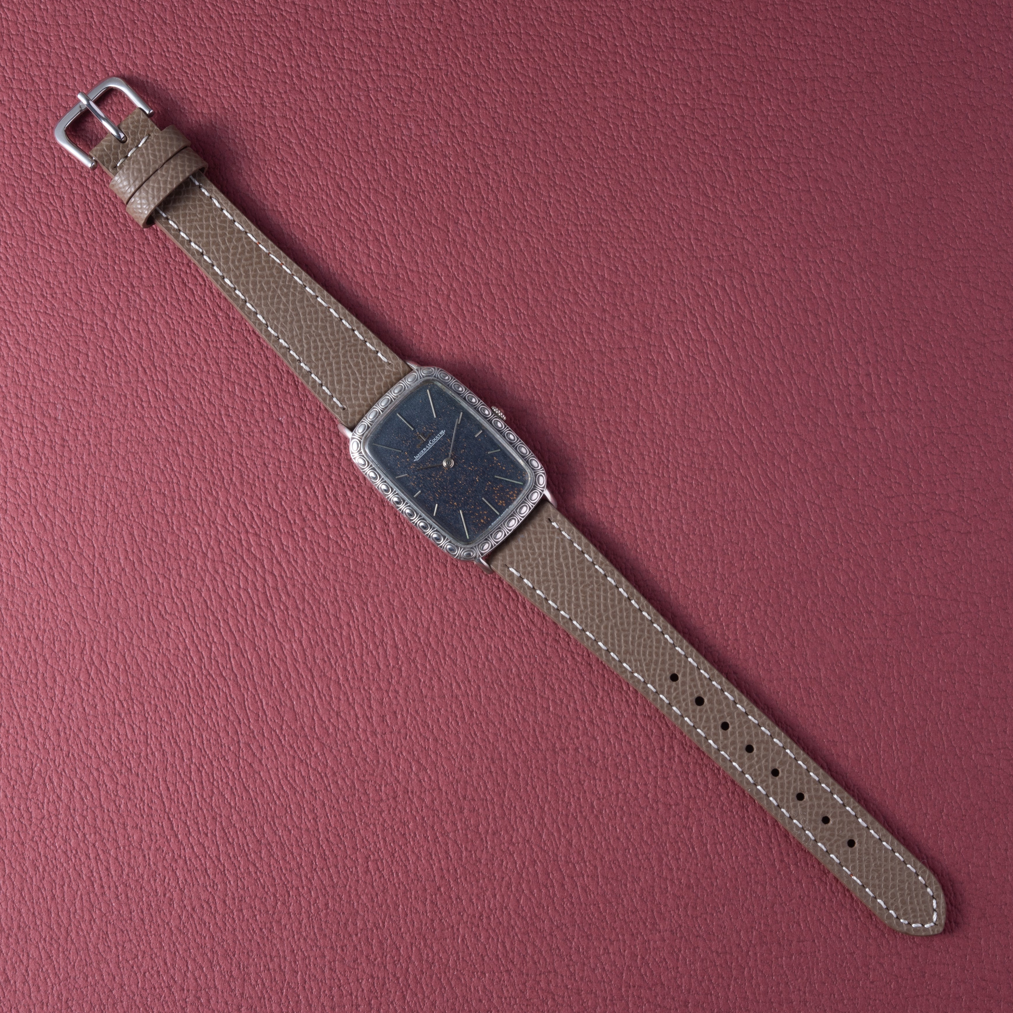 ジャガールクルト レクタンギュラー 銀無垢ケース 手巻き 1970年代製 Ref.9037 Cal.818/2