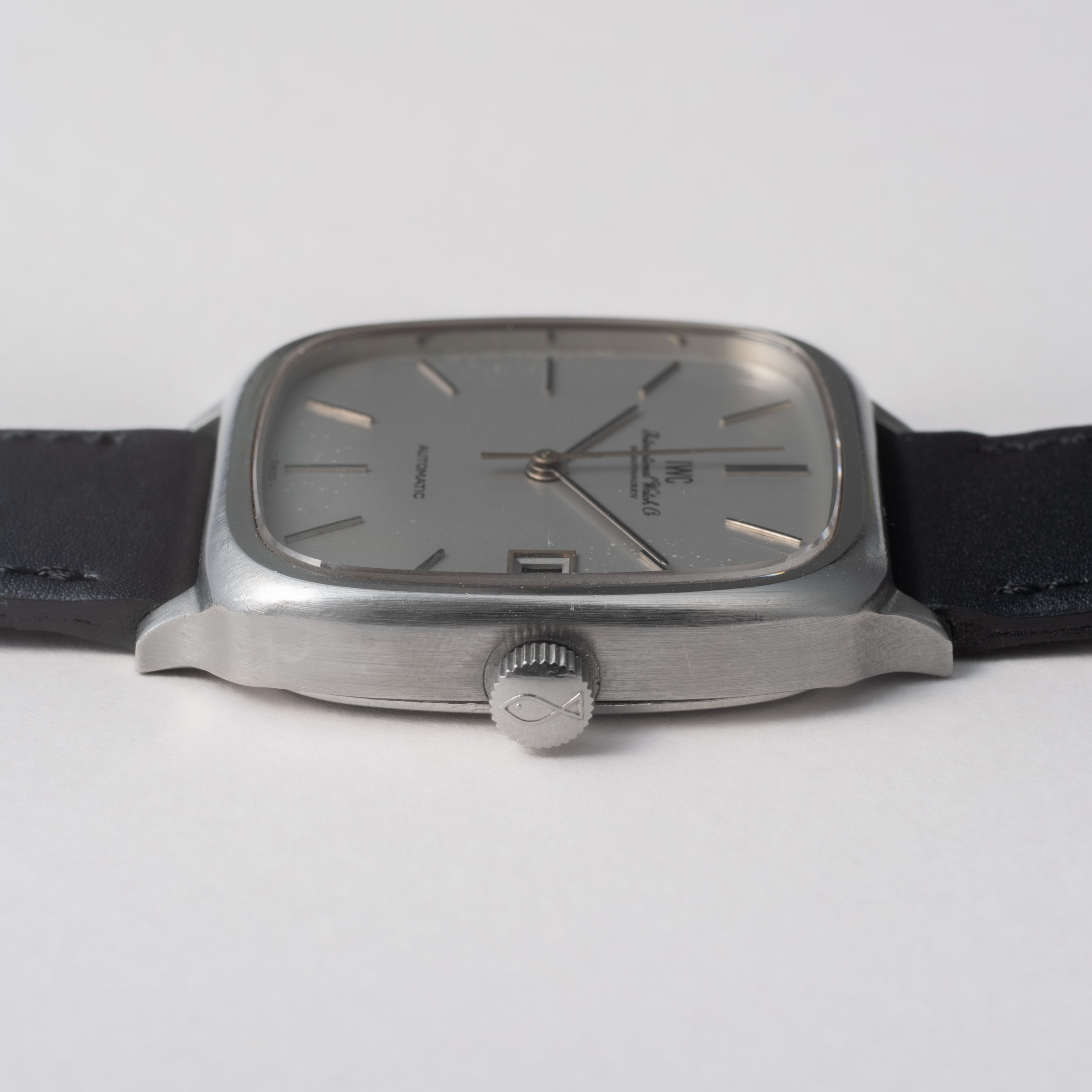 IWC スクエアケース デイト 1978年製 ジャガールクルトムーブ 自動巻き Cal.3254