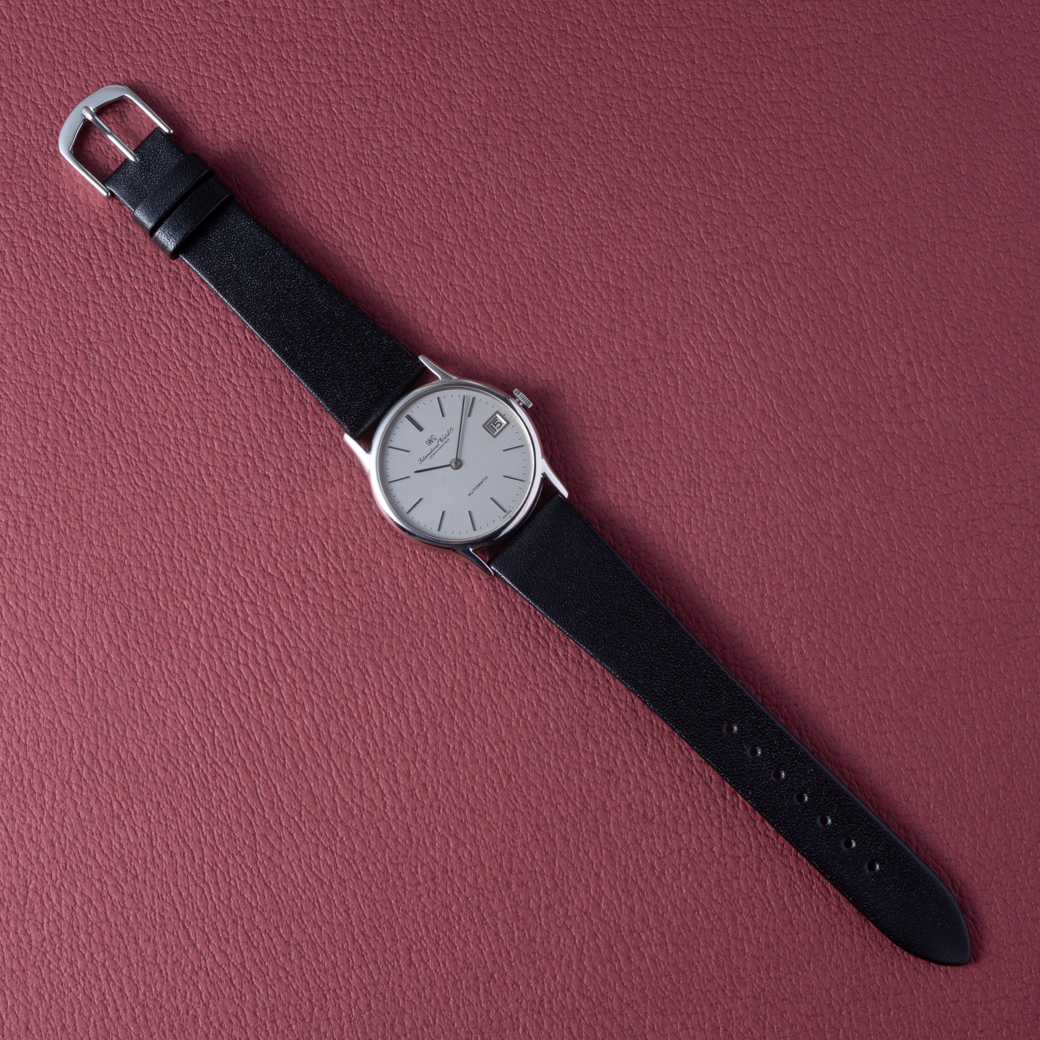 IWC ラウンドケース デイト 1979年製 ジャガールクルトムーブ 自動巻き Cal.3252