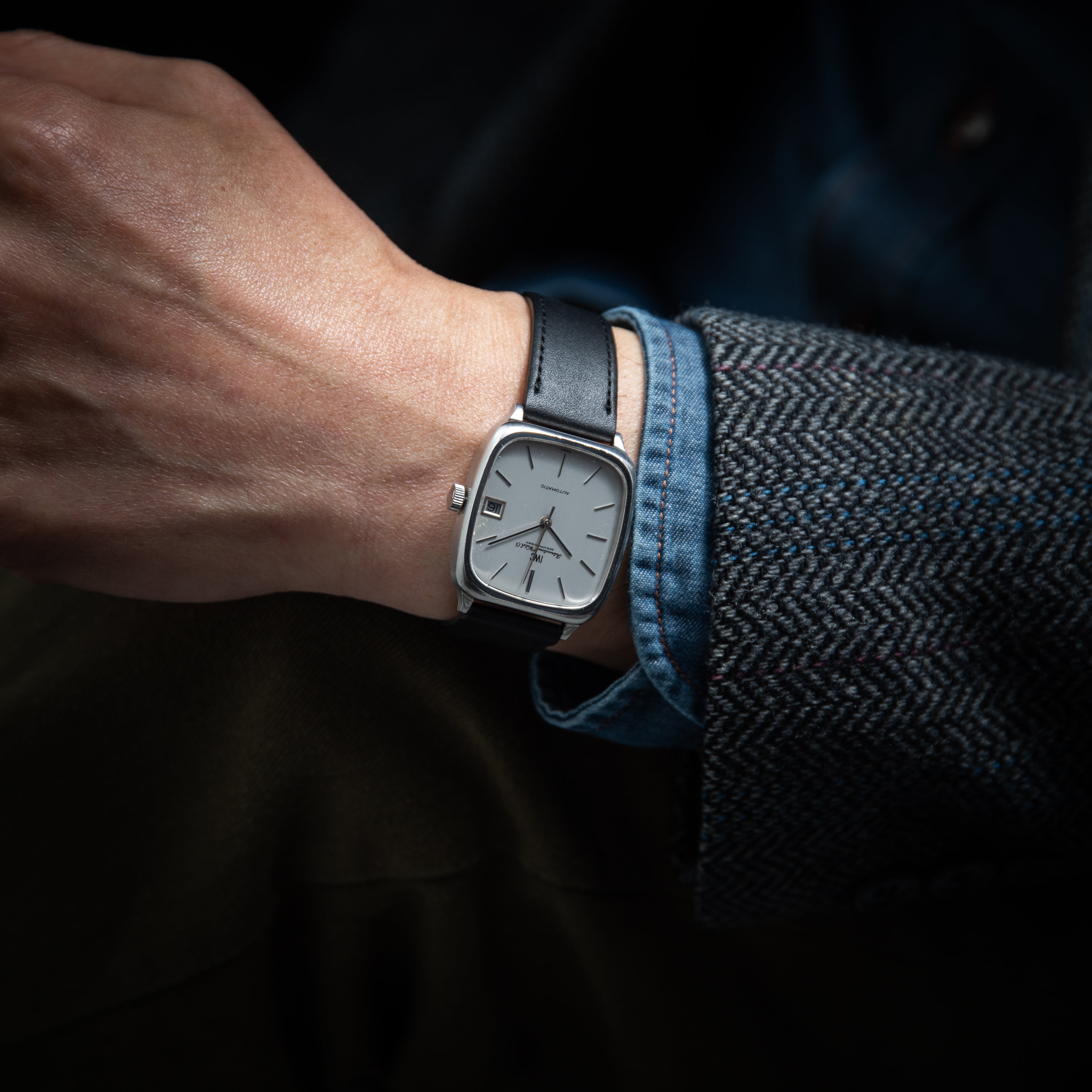 IWC スクエアケース デイト 1978年製 ジャガールクルトムーブ 自動巻き Cal.3254