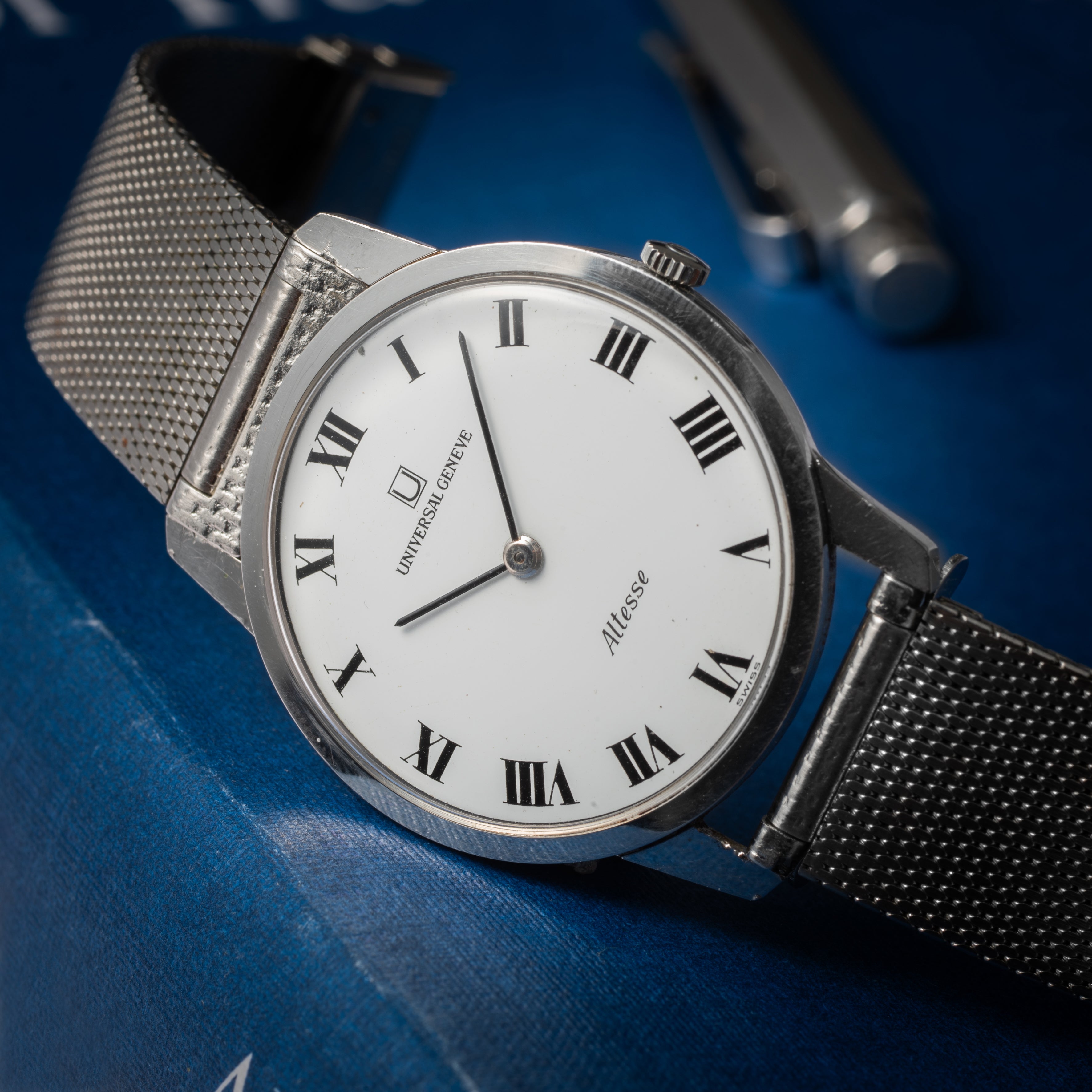 ユニバーサルジュネーブ アルテッセ 1970年代製 ラウンド ホワイトローマン 手巻き Ref.842101 Cal.42