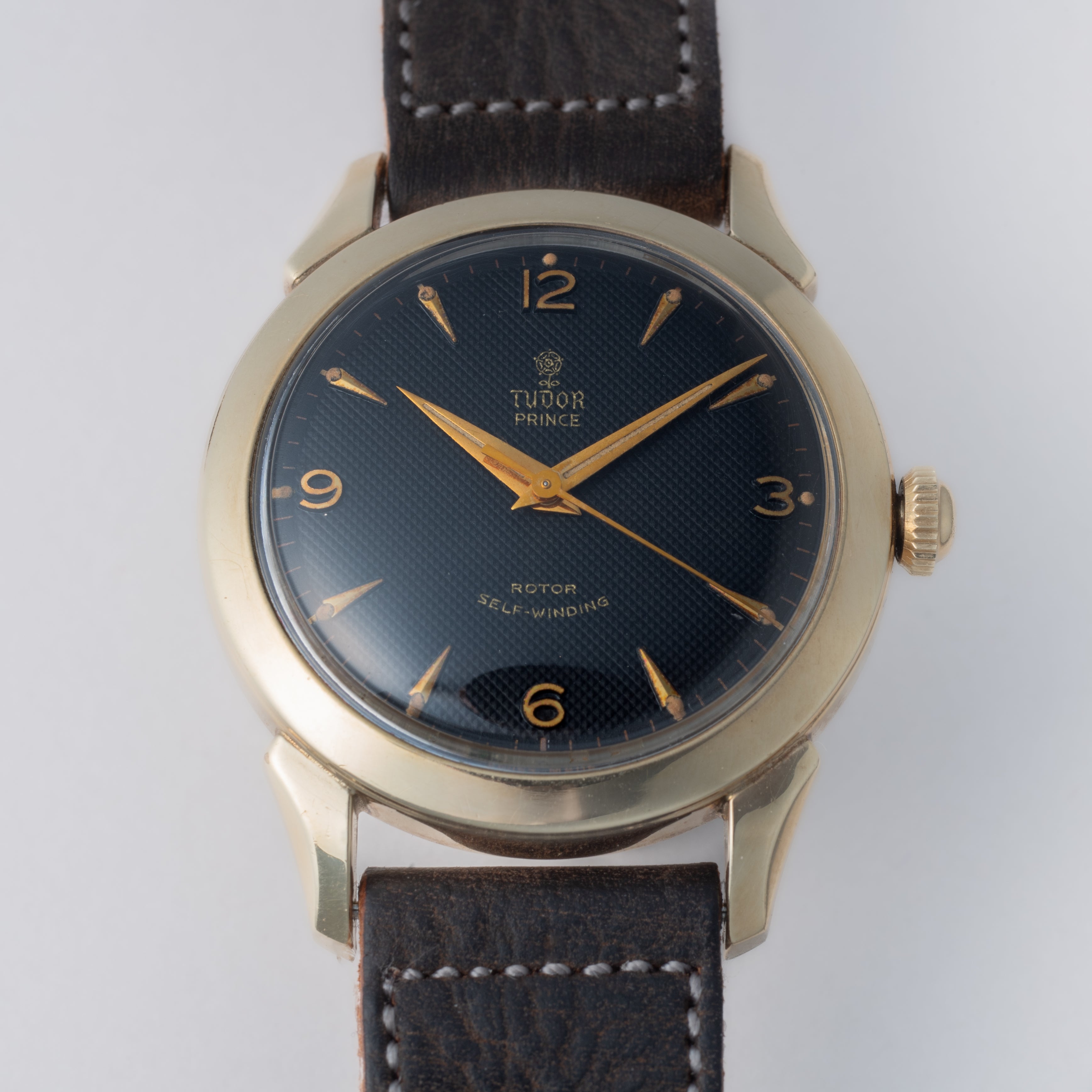 チューダー 小薔薇プリンス ブラックギョーシェダイヤル 1950年代製 自動巻き Cal.390 バタフライローター 10KGF