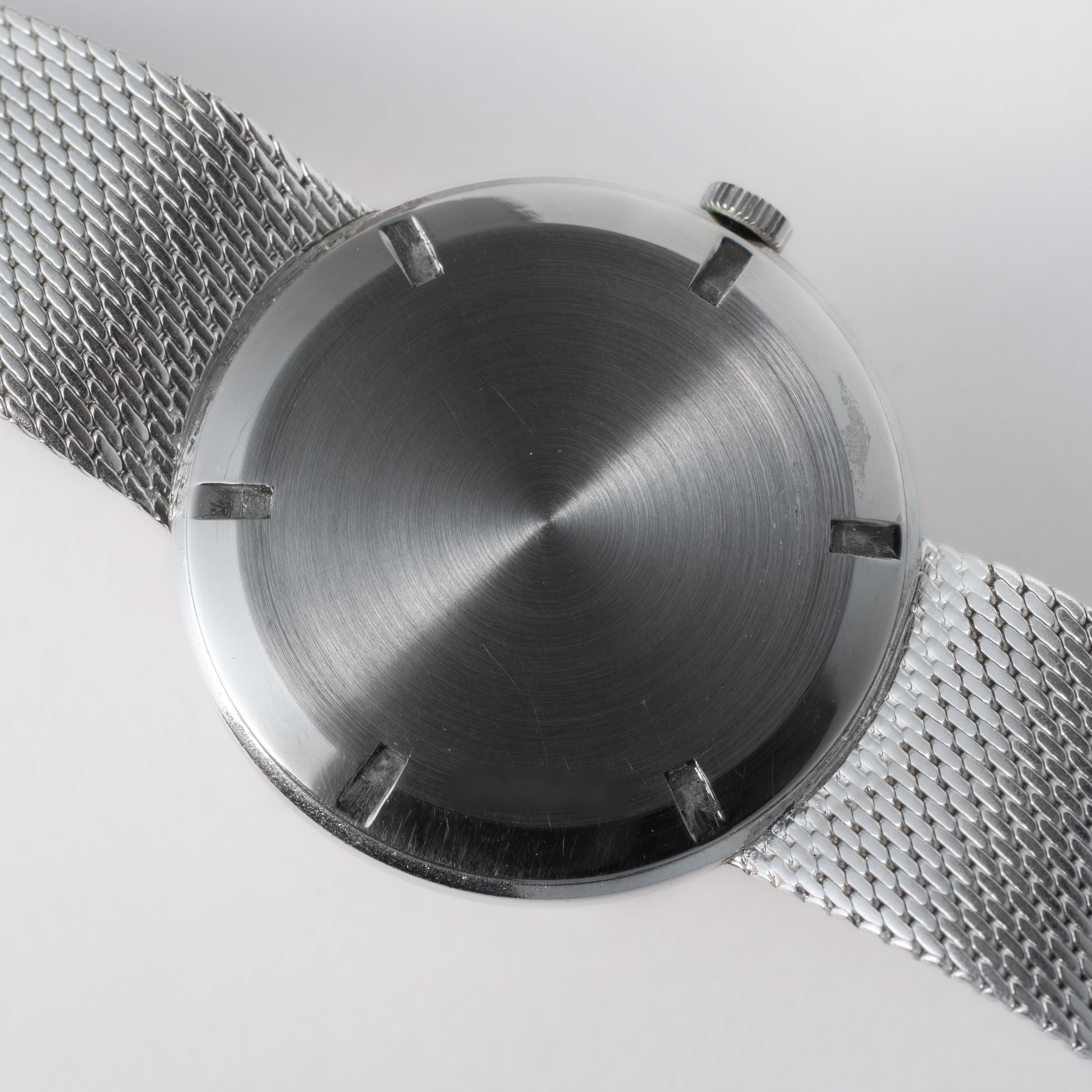 IWC ラウンドケース ローマンダイヤル 1973年製 手巻き Cal.403 お魚リューズ