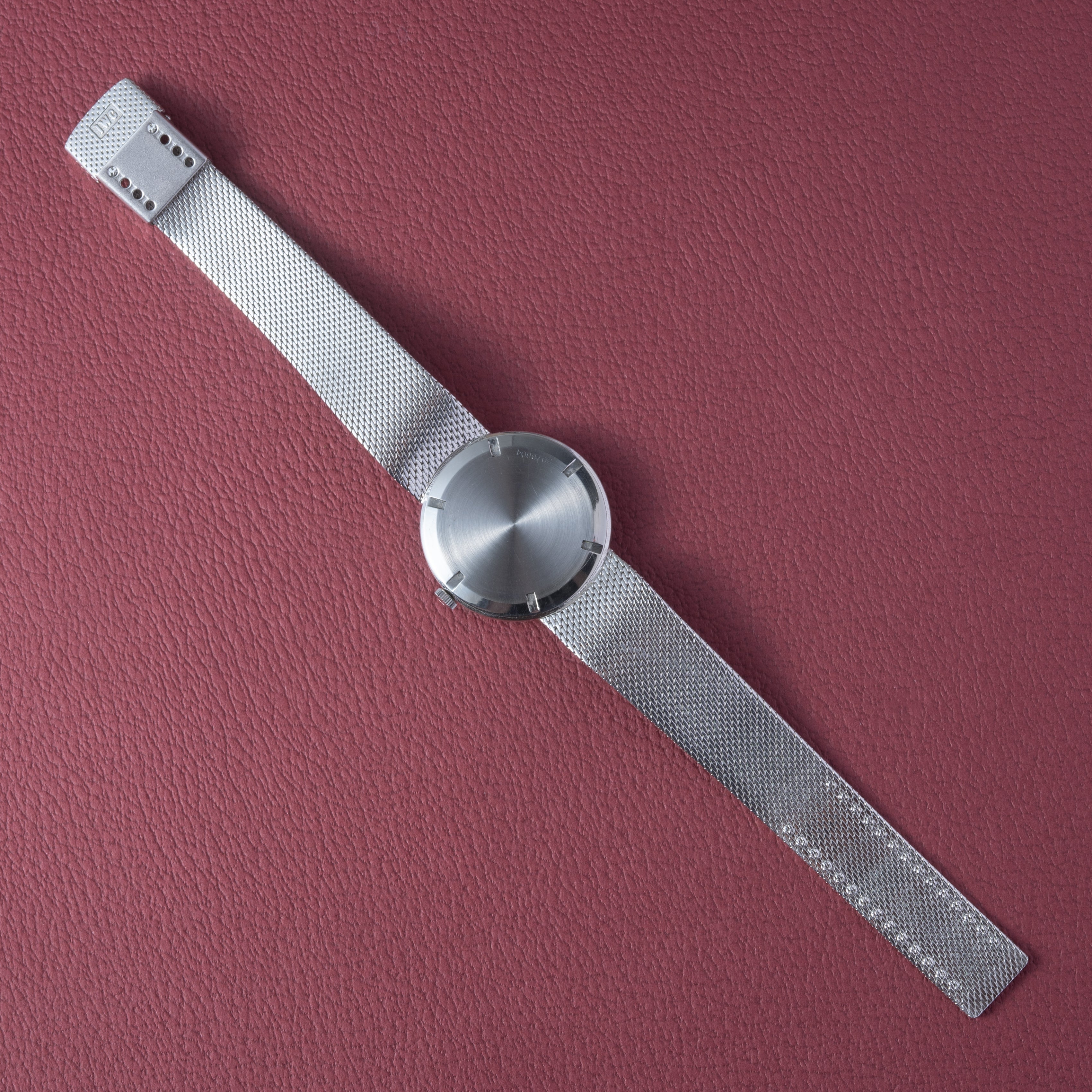 IWC ラウンドケース ローマンダイヤル 1973年製 手巻き Cal.403 お魚リューズ