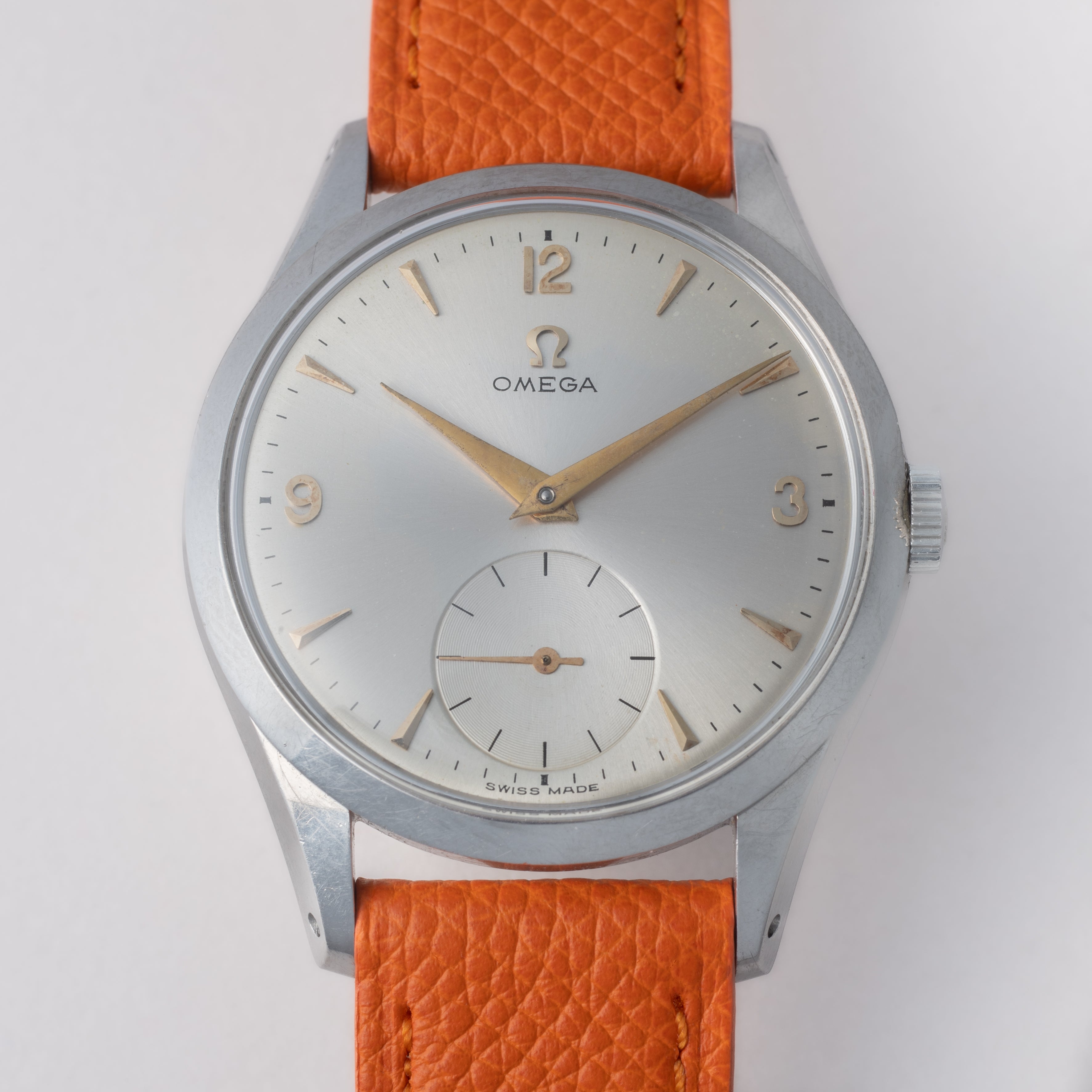 オメガ 30mmキャリバー 1954年製 手巻き Cal. 266 飛びアラビア スモールセコンド